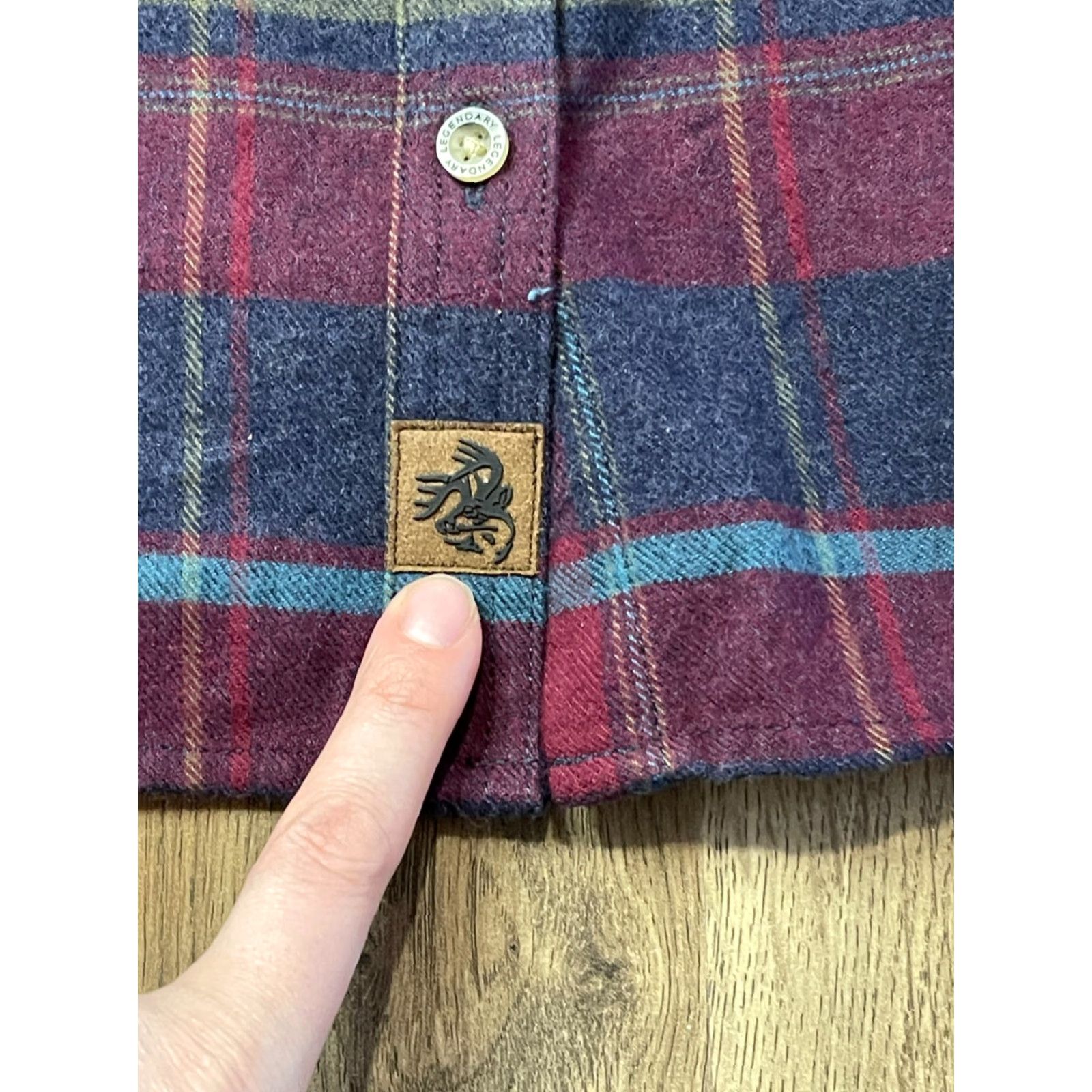 Vintage Legendary Whitetails Shirt, Men's Medium, Plaid, Button Up, Long Sleeve, Blue Green Purple, Casual, Regular Fit, Fall Spring Summer, Mens Size US M / EU 48-50 / 2 - 5 Thumbnail