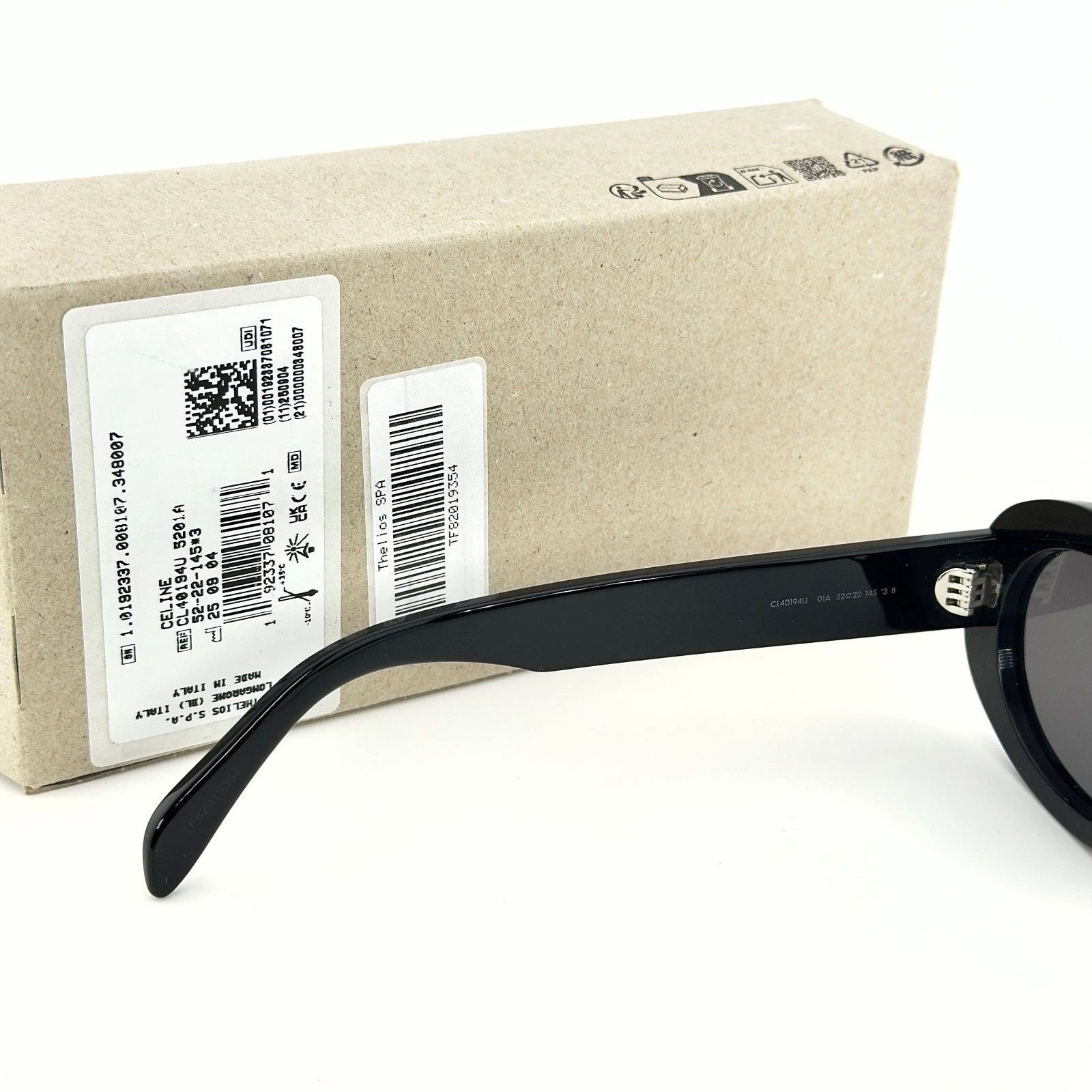 Celine CELINE CL40194U 40194 TRIOMPHE Paris Black Sunglasses 01A Size ONE SIZE - 9 Thumbnail