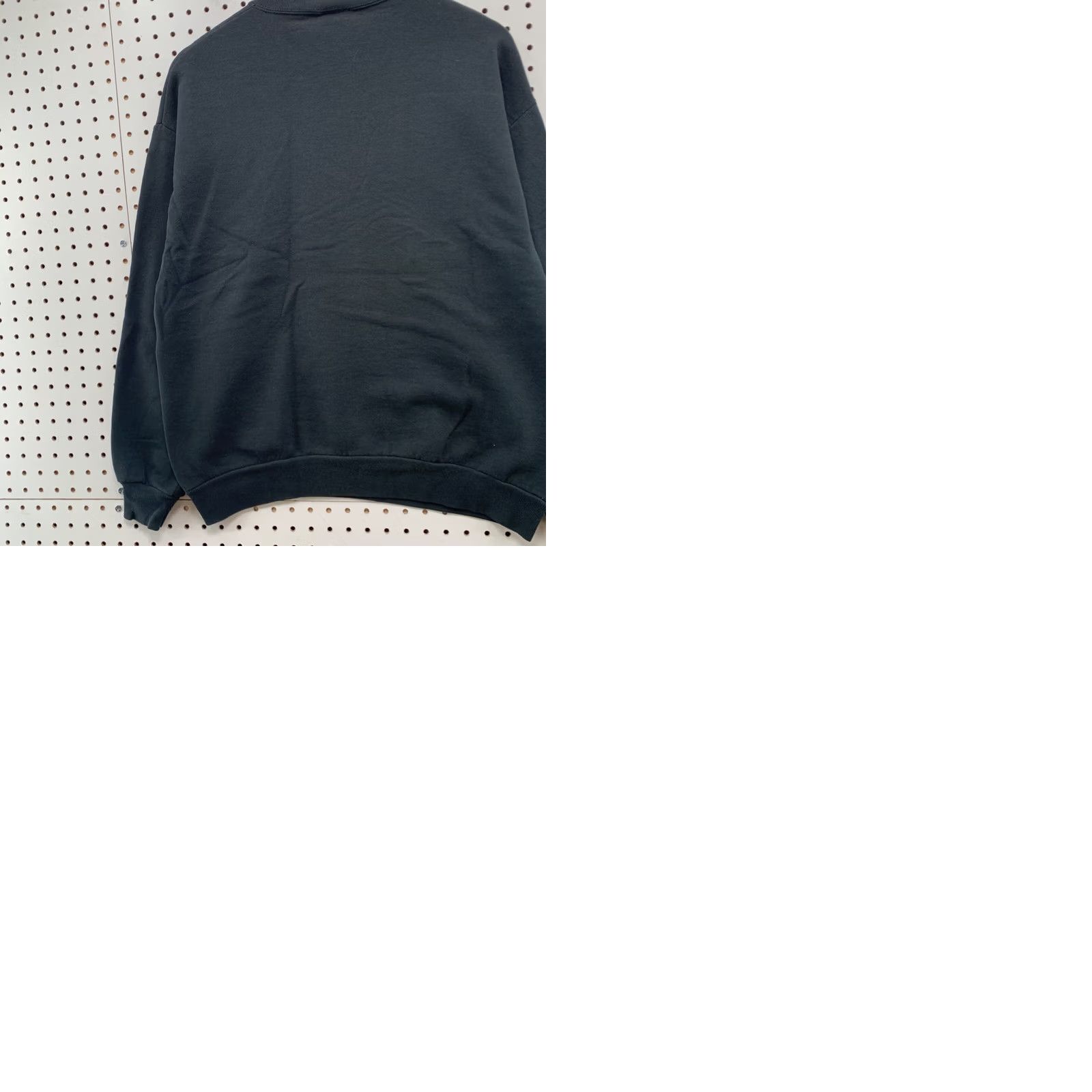 Jerzees VINTAGE Winnie The Pooh Crewneck Sweatshirt Mens Large Black Embroidered 90s Jerzees Sweatshirt Size US L / EU 52-54 / 3 - 10 Thumbnail