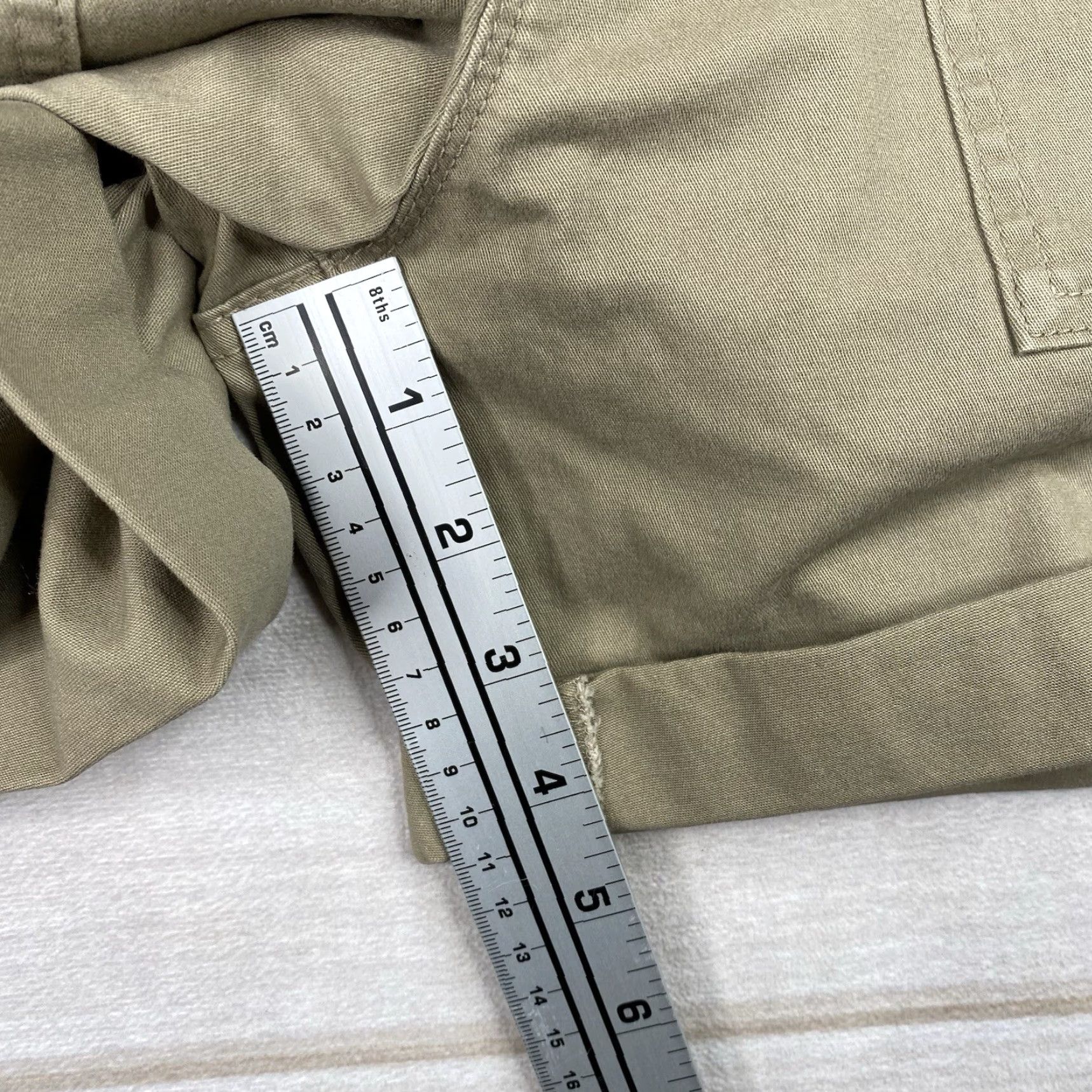 Vintage Terra & Sky Shorts Womens 16W Tan Button Pockets Stretch Khaki NWT Shorts Womens 16W Tan Button Up Cuffed Pockets Stretch Khaki NWT Size 38" / US 16 / IT 52 - 5 Thumbnail