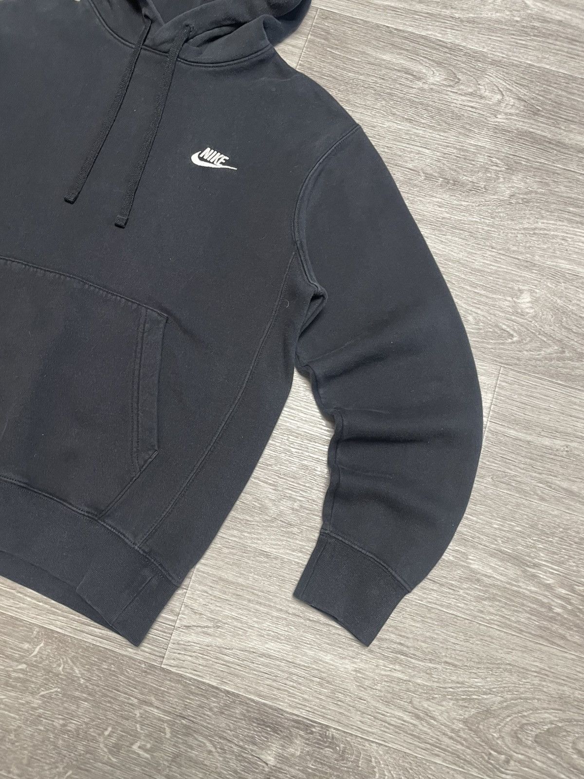 Nike Vintage Nike Black Basic Hoodie Y2K Size US S / EU 44-46 / 1 - 5 Thumbnail