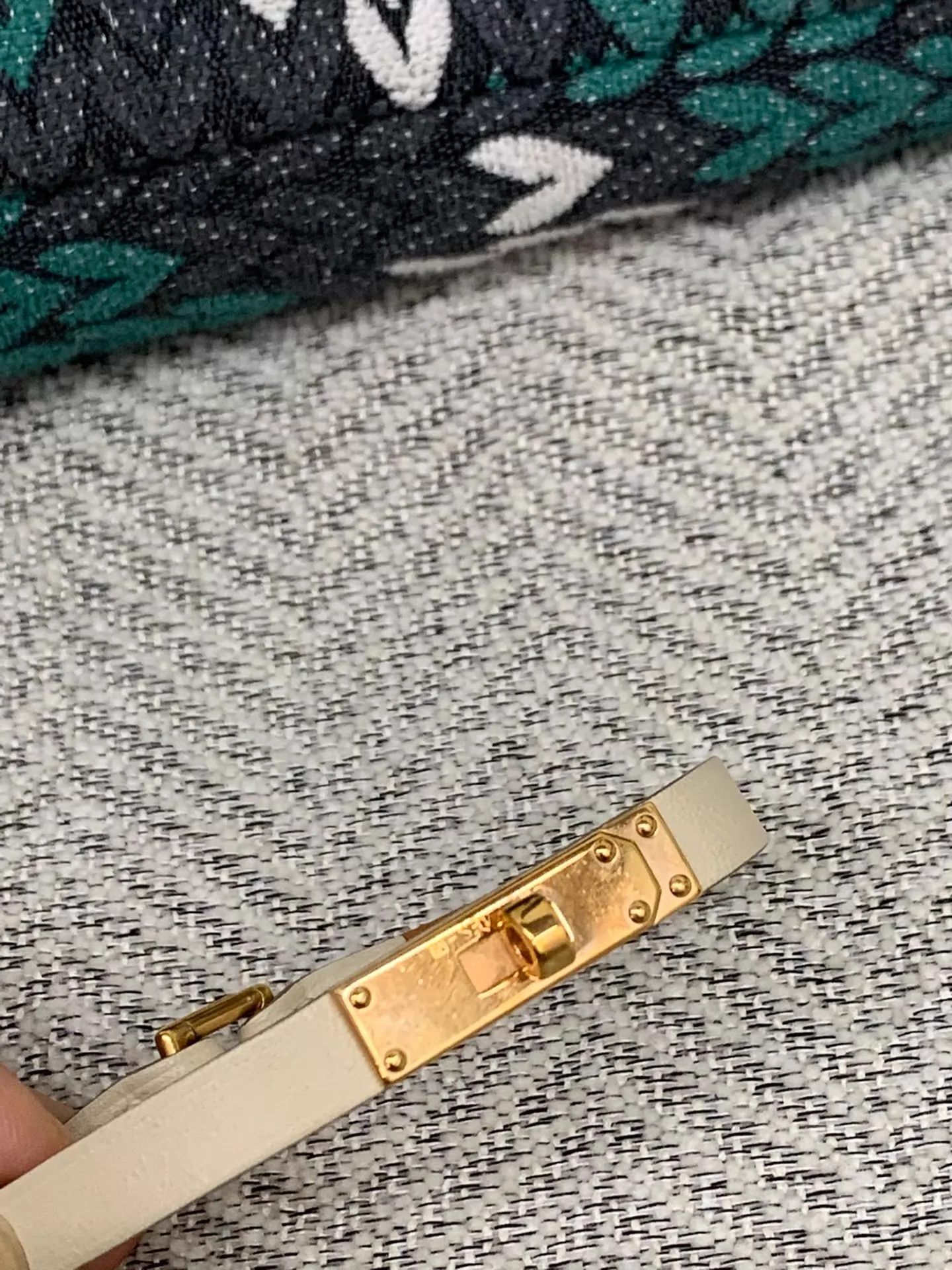 Hysteric Glamour Hermes Beige Gold Clasp Bracelet Size S New Size ONE SIZE - 5 Thumbnail