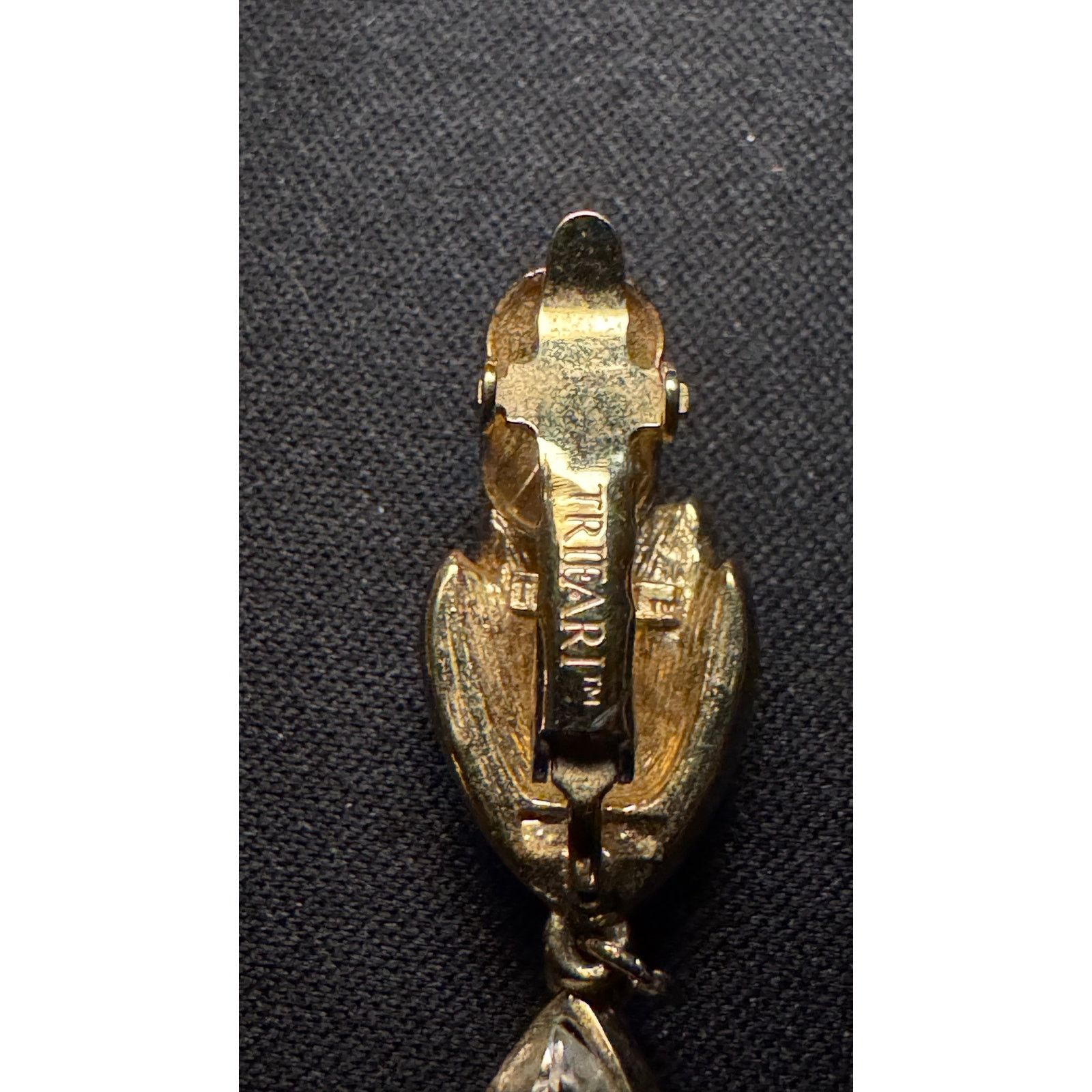Other Vintage Crown Trifari Dangle Drop Crystal Clip On Earrings Size ONE SIZE - 5 Thumbnail