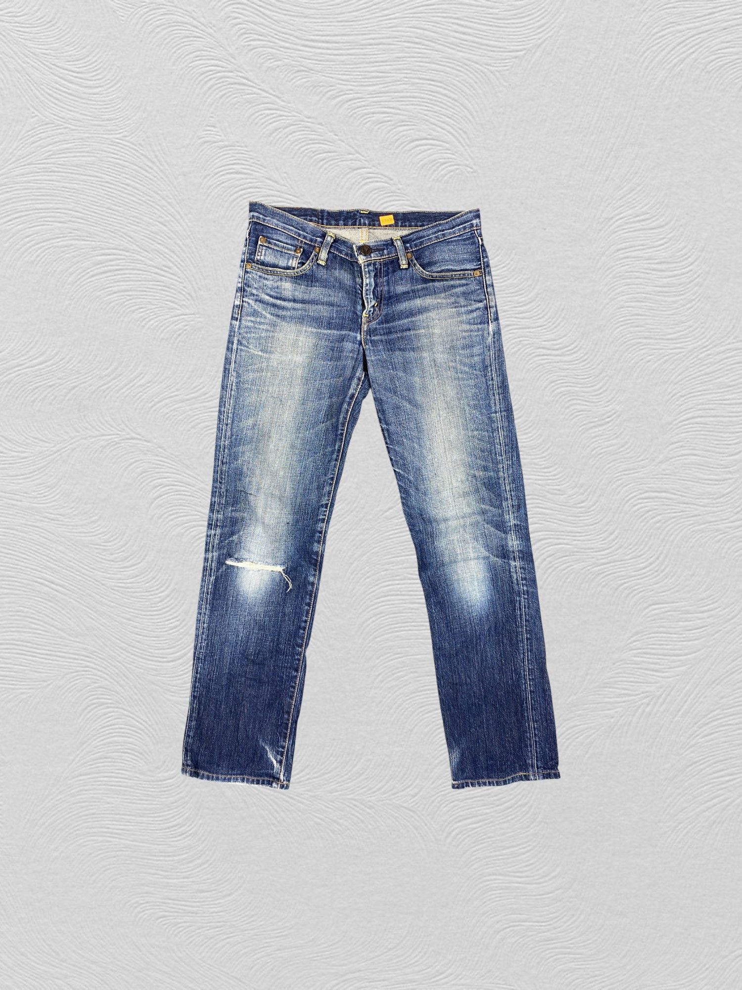 Levi's Distressed Blue Levi's Jeans 30x29 Denim -SJ070 Size US 30 / EU 46 - 1 Thumbnail
