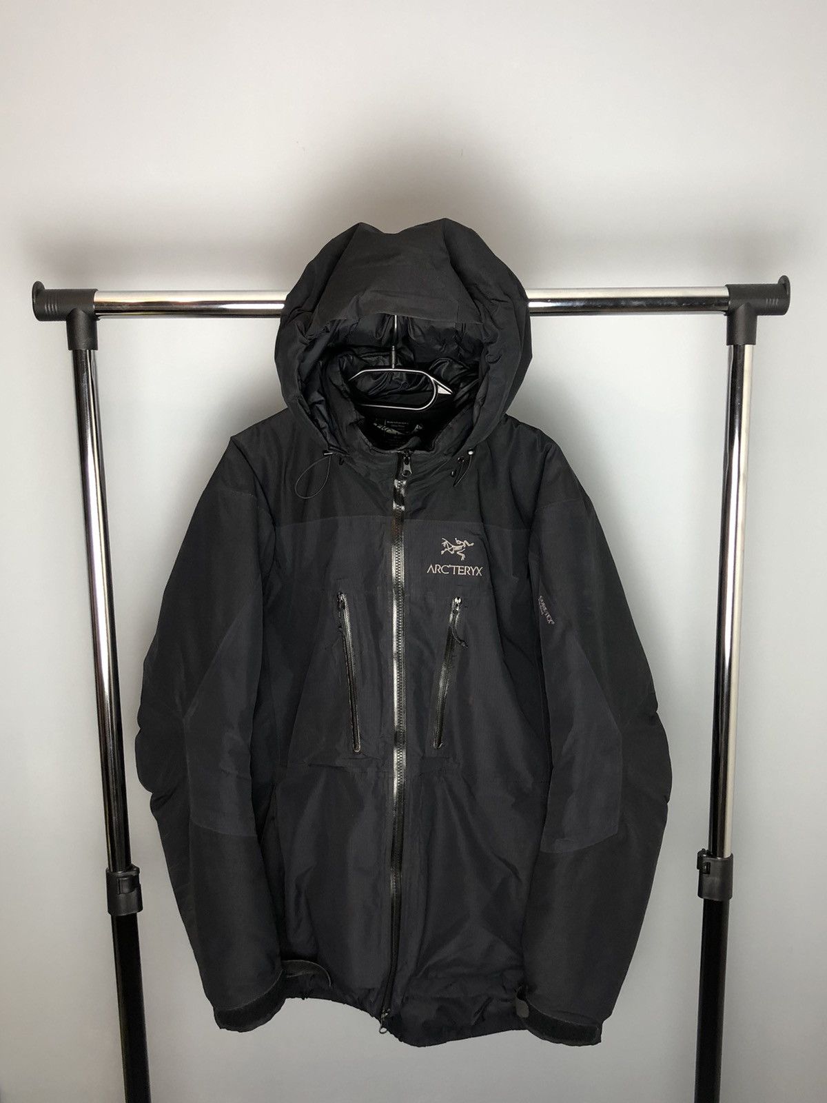 Pre-owned Arc'teryx Sv Jacket Gore-tex In Black