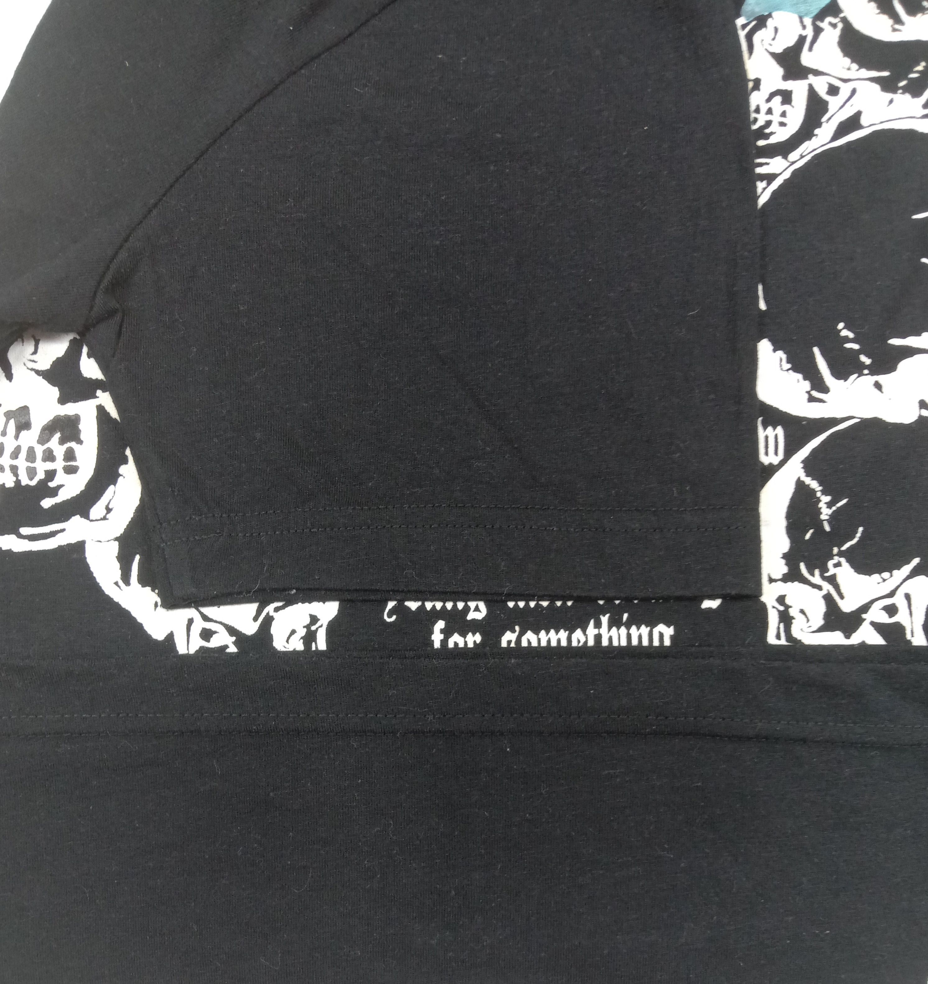 Japanese Brand Vintage Slash Number Punk Skulls T shirt Size US M / EU 48-50 / 2 - 3 Thumbnail