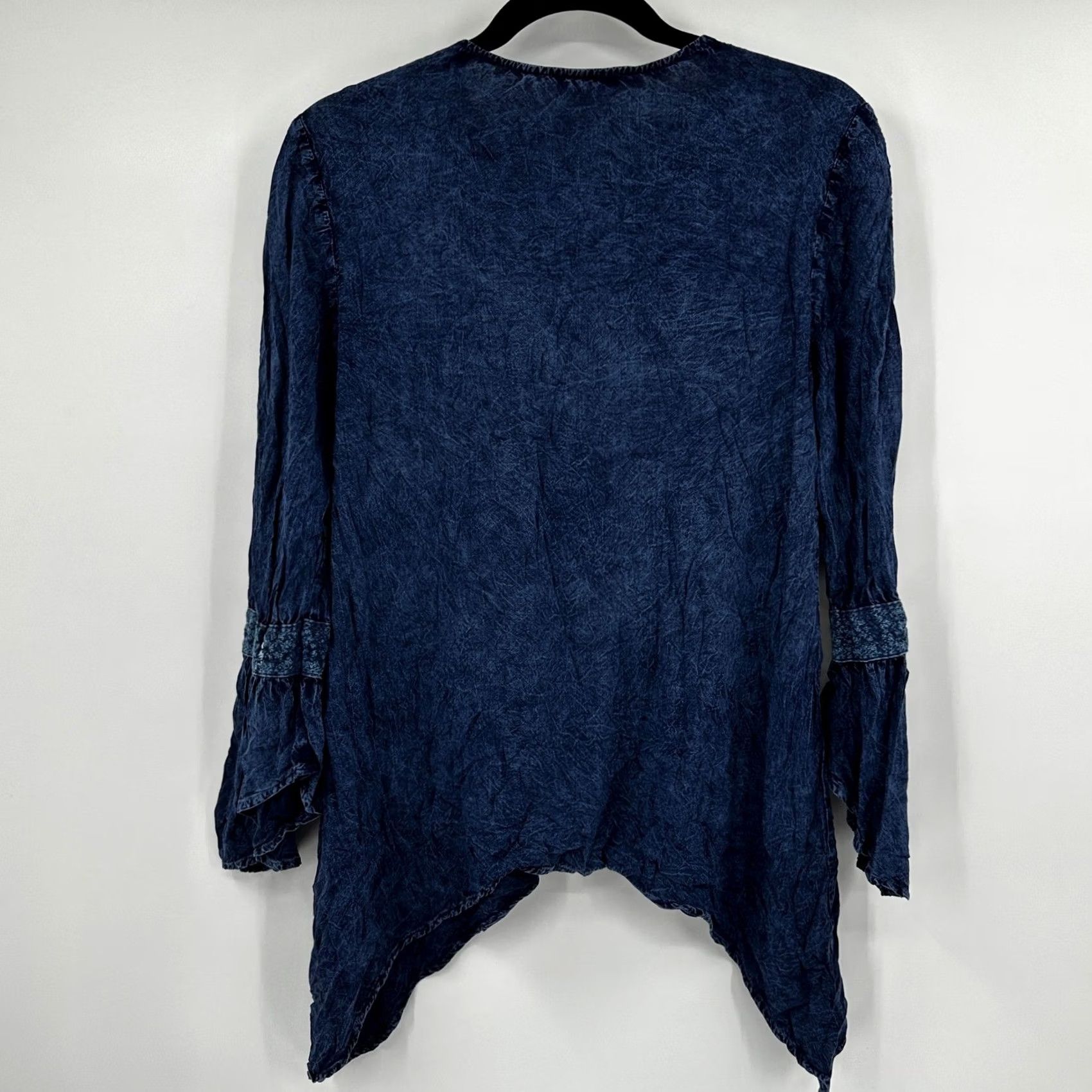 Market VINTAGE Market & Spruce Blue Acid Wash Lace Trim Sharkbite Tunic Top Womens S Small Size S / US 4 / IT 40 - 5 Thumbnail