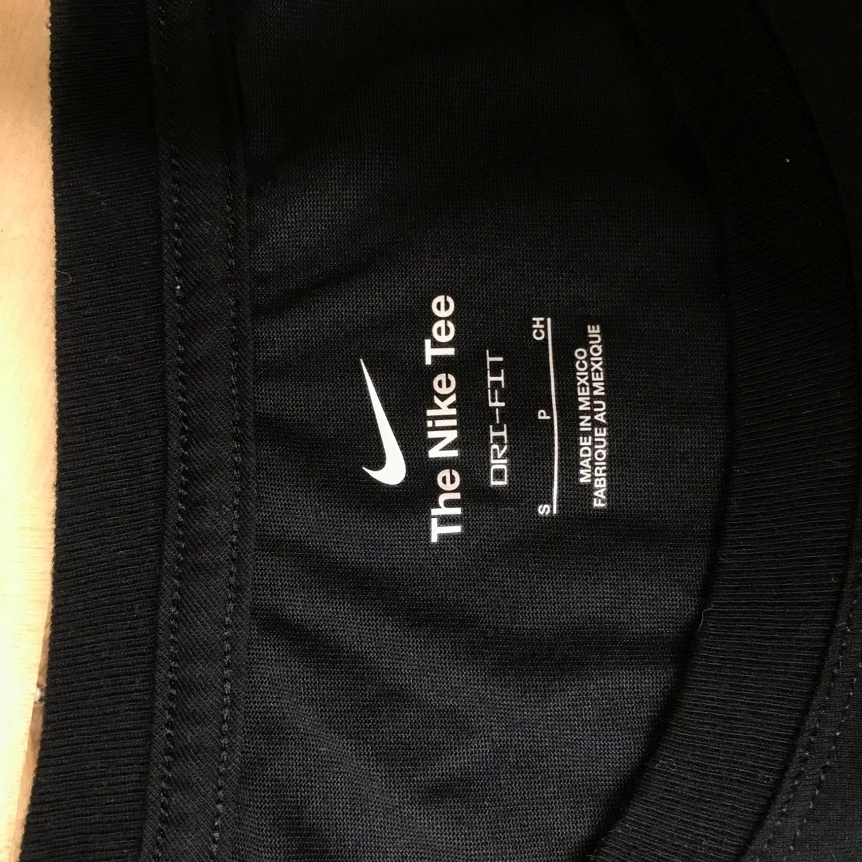 Nike Nike Tee Womens S Black Dri FIT Mat Fraser HWPO Graphic Crop Top Size S / US 4 / IT 40 - 7 Thumbnail