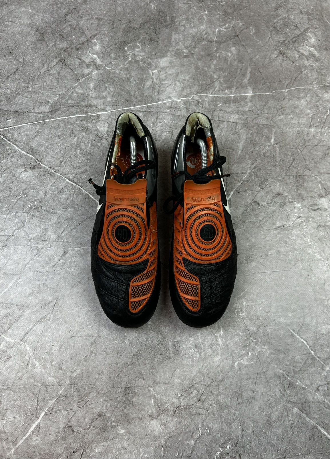 Nike × Vintage Nike Total 90 Football Boots - 2009 Edition, US 10 Size 44 Size US 11 / EU 44 - 4 Thumbnail
