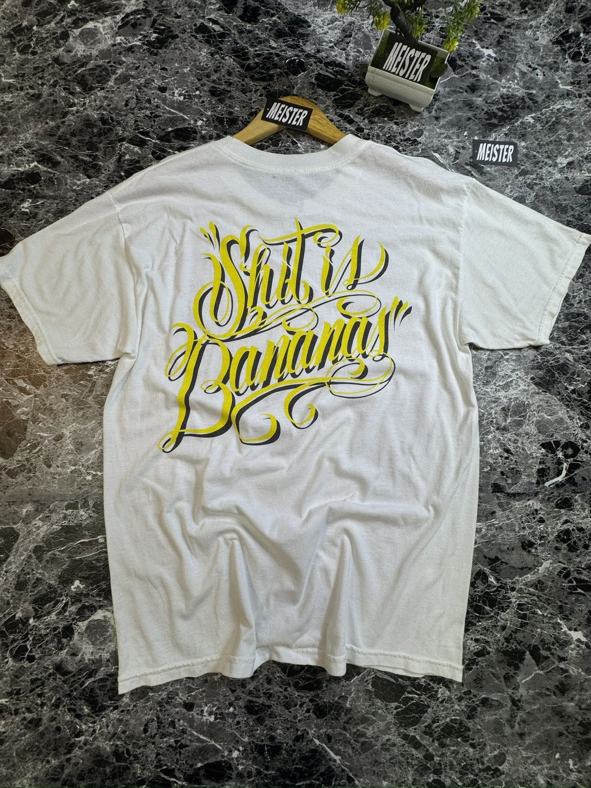 Two In The Shirt T.i.t.s ( two in the shirt) the rosa banana tee Size US L / EU 52-54 / 3 - 4 Thumbnail