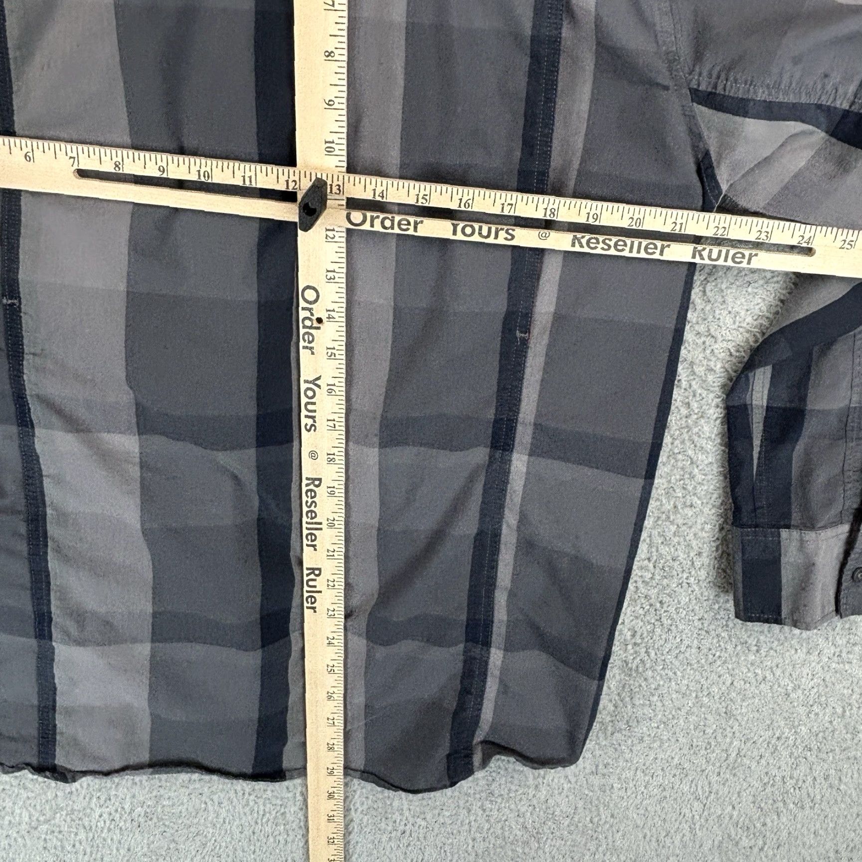 Vintage Red Bull Shirt Mens Large Gray Plaid Button-Down Long Sleeve Size US L / EU 52-54 / 3 - 7 Thumbnail