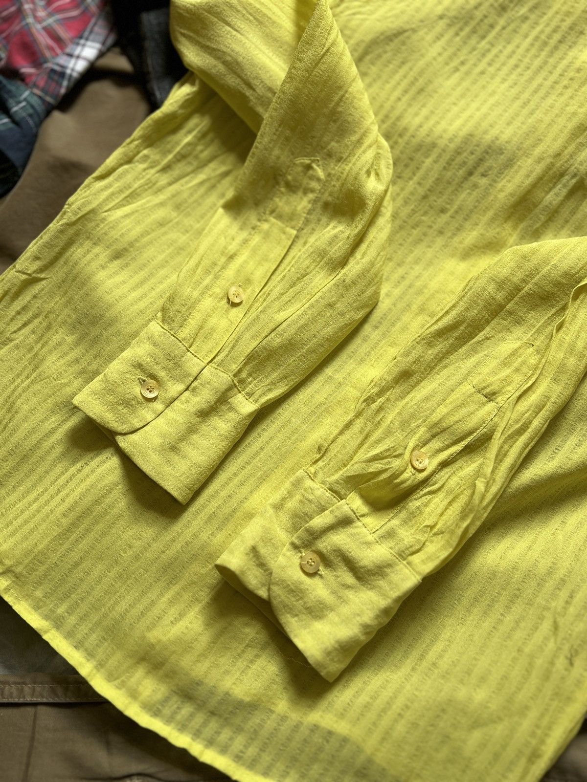Just Cavalli Vintage Just Cavalli Yellow Light Button Up Avantgarde Shirt Size S / US 4 / IT 40 - 9 Thumbnail