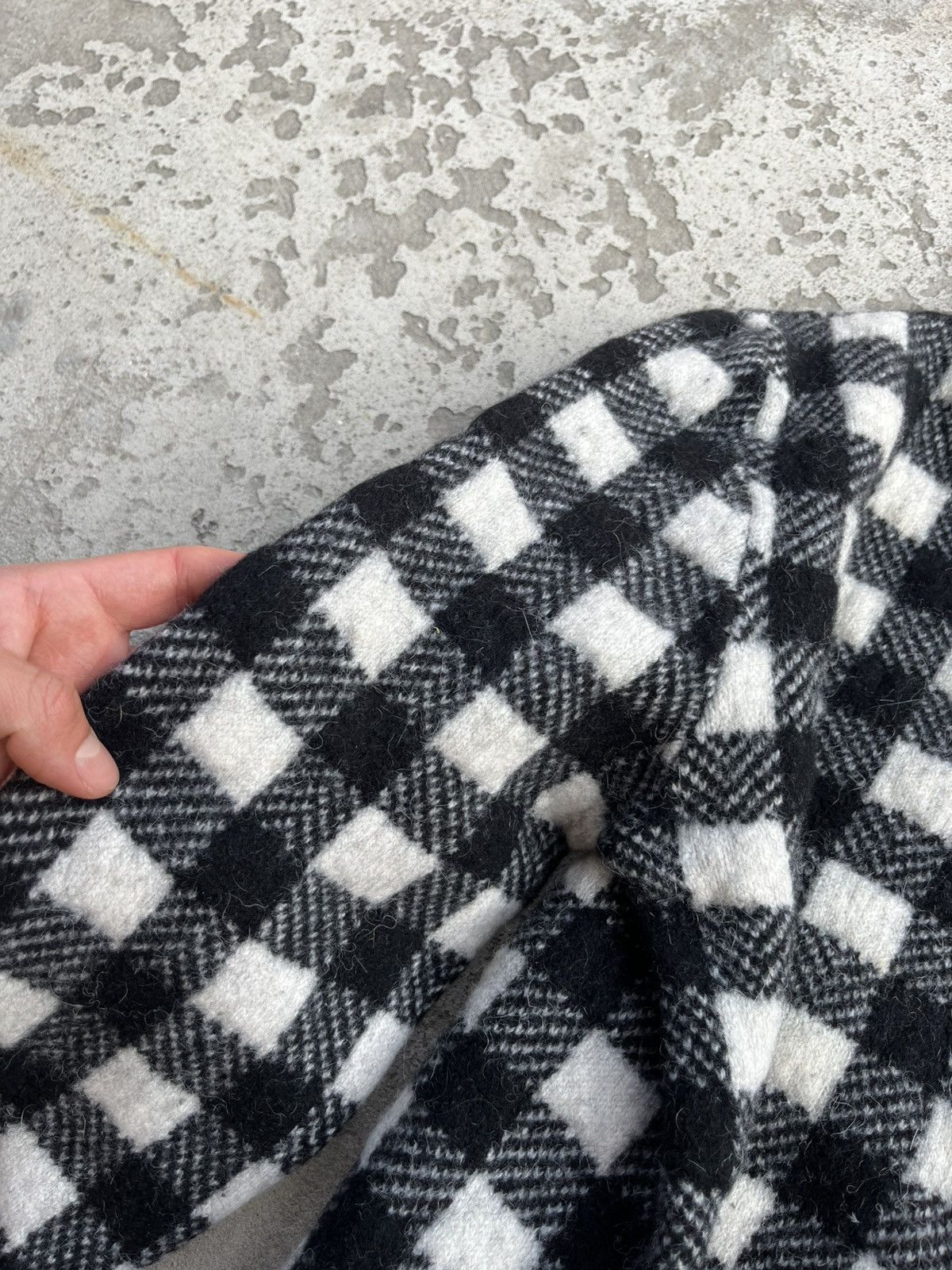 Hedi Slimane × Saint Laurent Paris FW14 Saint Laurent by Hedi Slimane Wool Checkered Sweater Size US S / EU 44-46 / 1 - 11 Thumbnail
