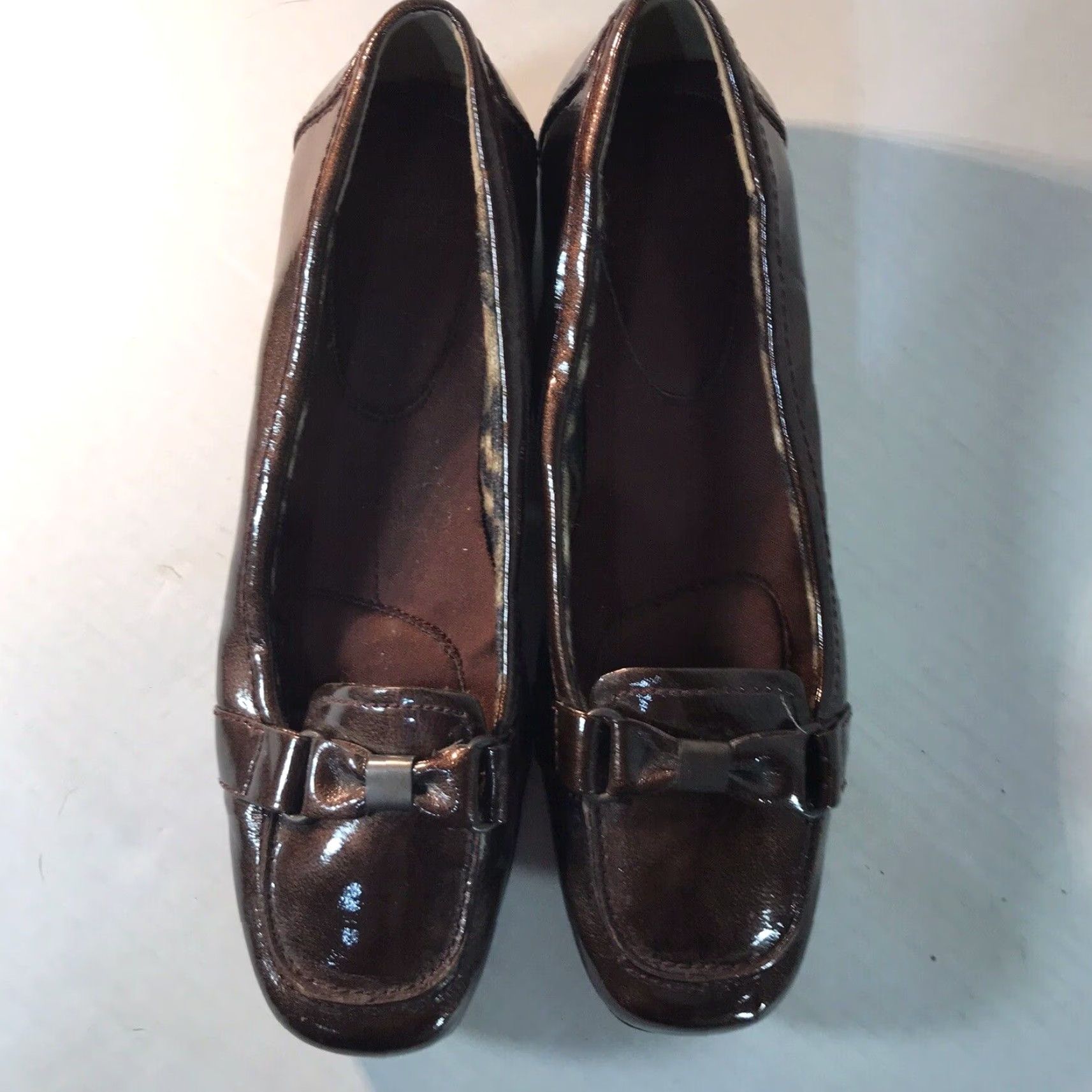 Vintage VINTAGE Mootsies Tootsies Loafers Women’s Size 8M Brown Shiny Leather Casual Dress Flats Size US 8 / IT 38 - 2 Thumbnail