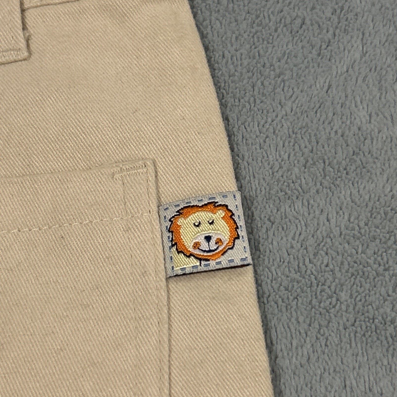 Disney Deadstock New Disney Cargo Shorts Toddler Baby 3T Lion king Size US 26 / EU 42 - 6 Thumbnail