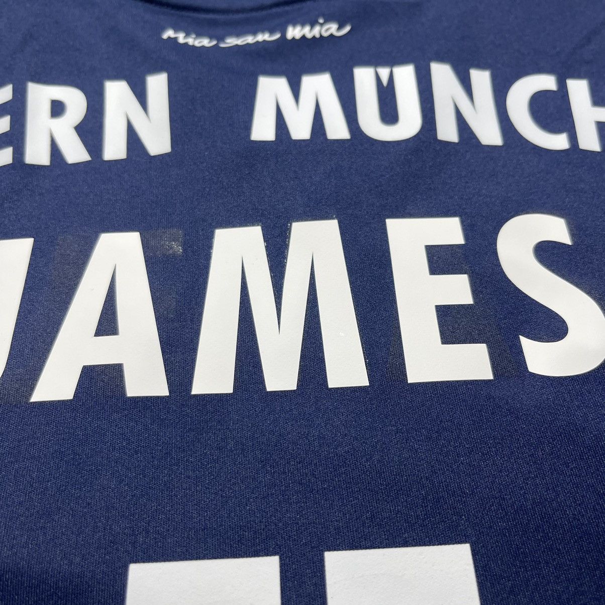 Adidas XL KIDS SIZE BAYERN ADIDAS 2017/2018 SOCCER JERSEY #11 JAMES Size US XS / EU 42 / 0 - 8 Thumbnail
