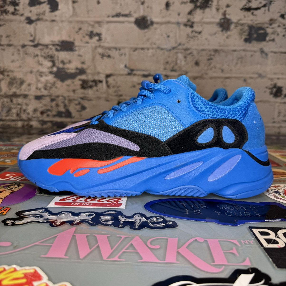 Adidas Yeezy Boost 700 Hi-Res Blue Size Brand New