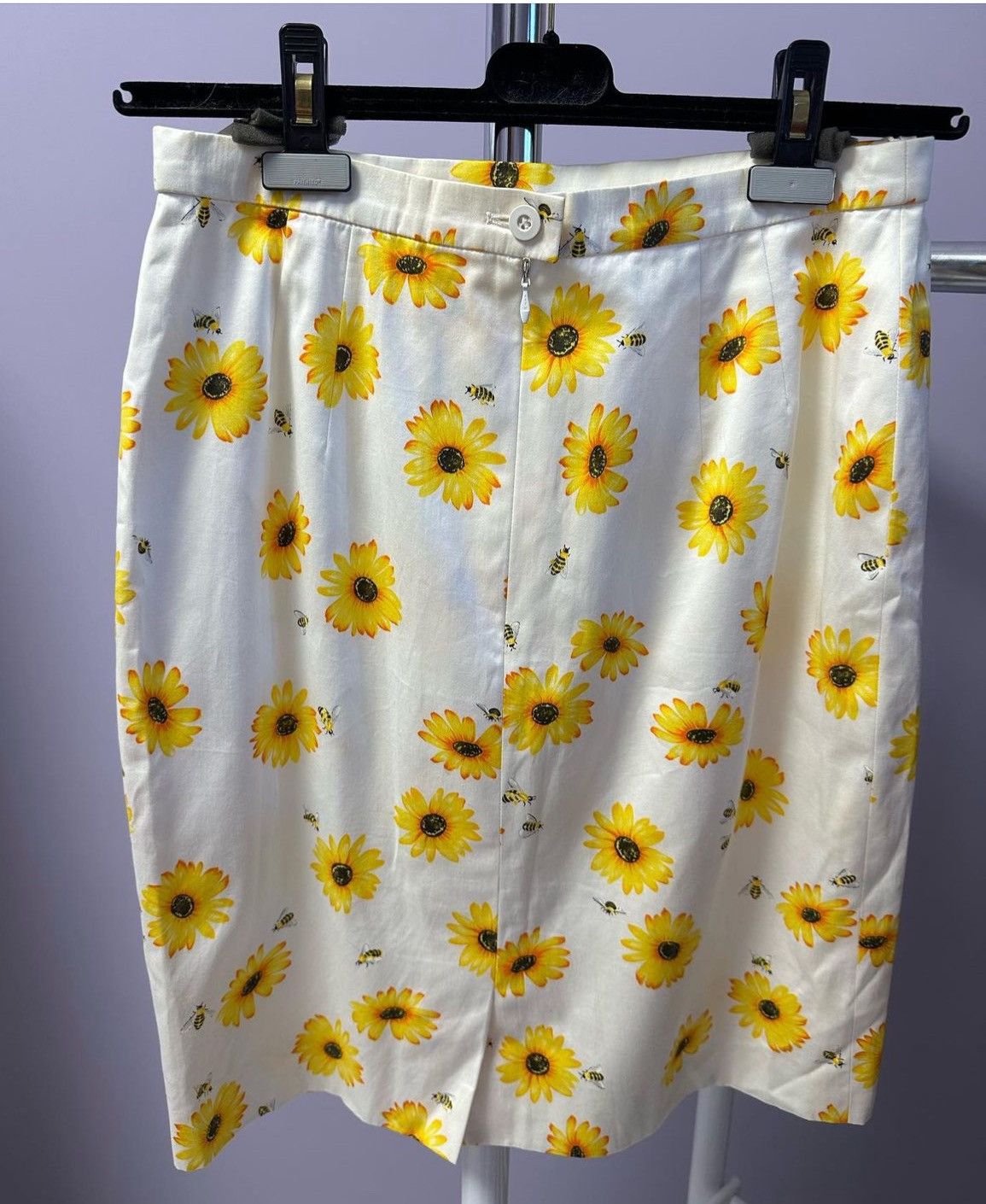 Escada × Vintage Escada Margaretha Ley Flowers And Bees motif Skirt Size 27" / US 4 / IT 40 - 4 Thumbnail