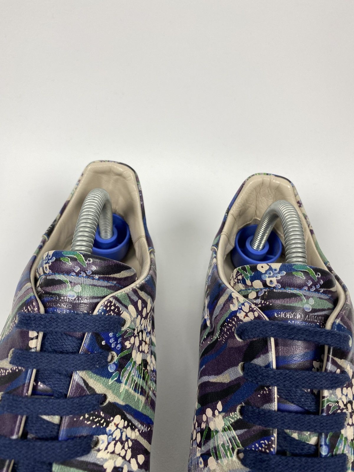 Giorgio Armani Giorgio Armani Printed Sneakers Multicolor size 40 Size US 10 / IT 40 - 6 Thumbnail