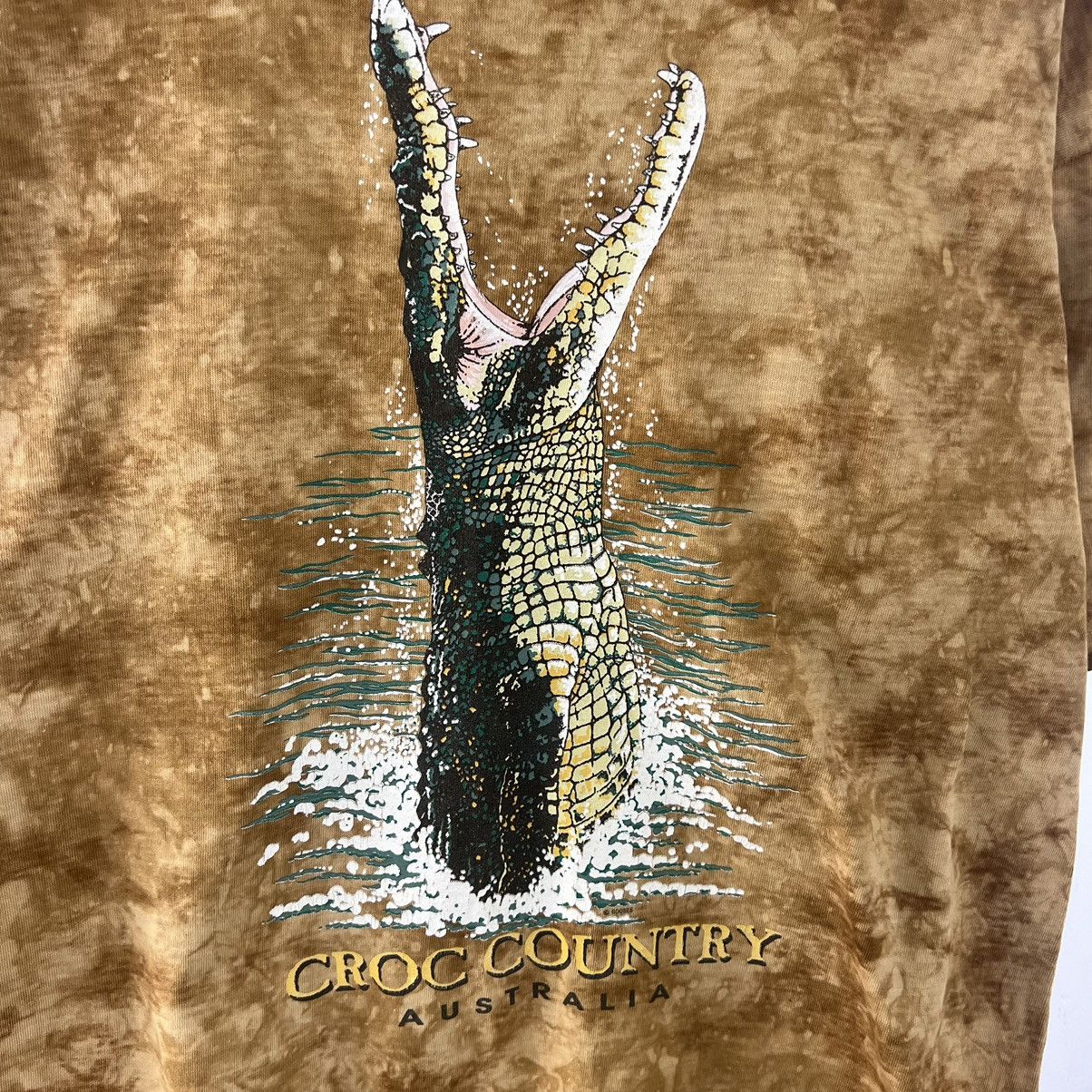 Vintage Vintage Y2K Crocodile Big Logo Tie Dye Oversized T-Shirt Size US M / EU 48-50 / 2 - 3 Thumbnail