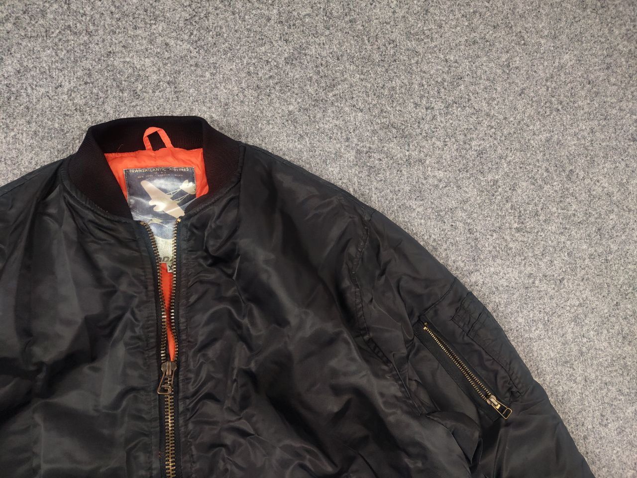Vintage Vintage 90's MA 1 Intermediate Full Zip Black Bomber Jacket Size US XL / EU 56 / 4 - 6 Thumbnail