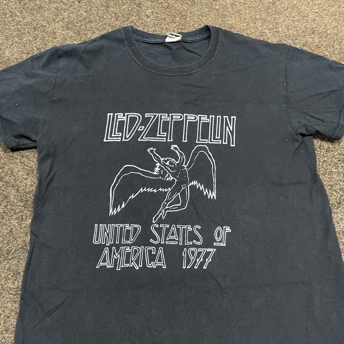 Vintage Vintage 90s Led Zeppelin Graphic Tee Sun Faded Grunge Slim S Size US S / EU 44-46 / 1 - 3 Thumbnail