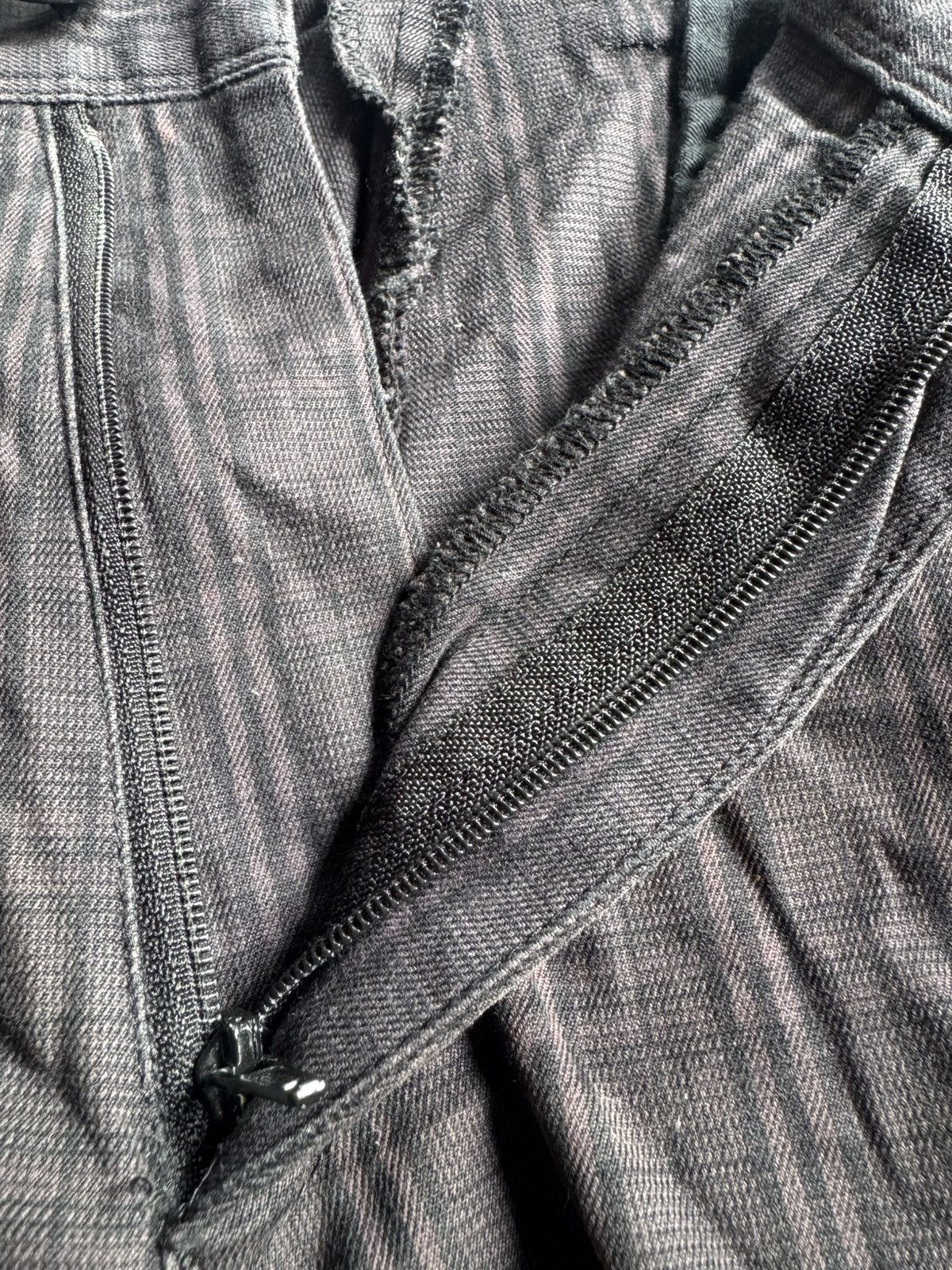 Burberry Last Drop Burberry Black Label Pants Size US 34 / EU 50 - 3 Thumbnail