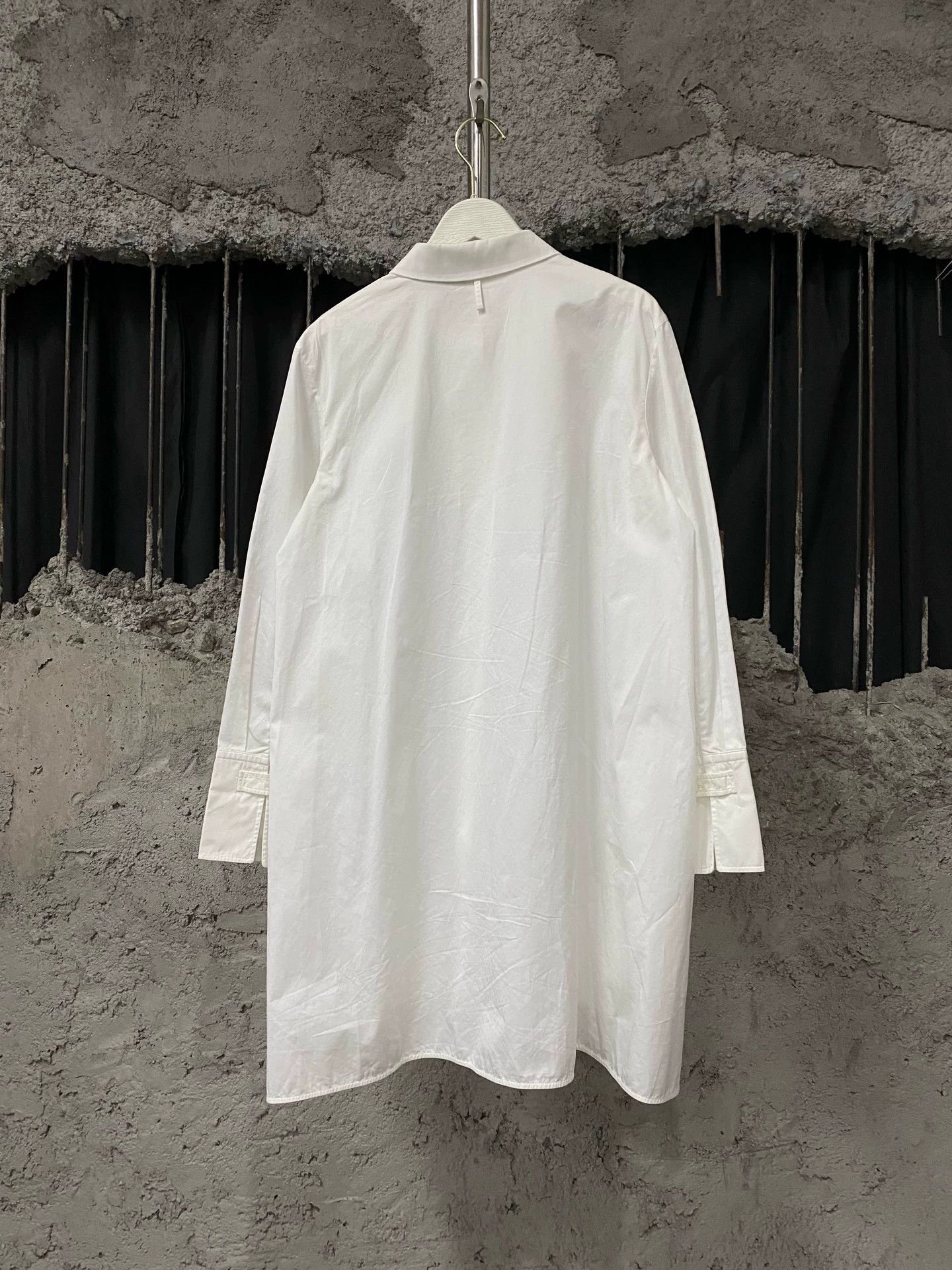 Hermes hermes embroidered logo long-sleeve shirt 36 new Size XS / US 0-2 / IT 36-38 - 2 Thumbnail