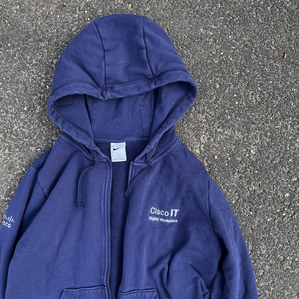Other Vintage Nike Cisco IT Hoodie Size M Size US M / EU 48-50 / 2 - 2 Thumbnail