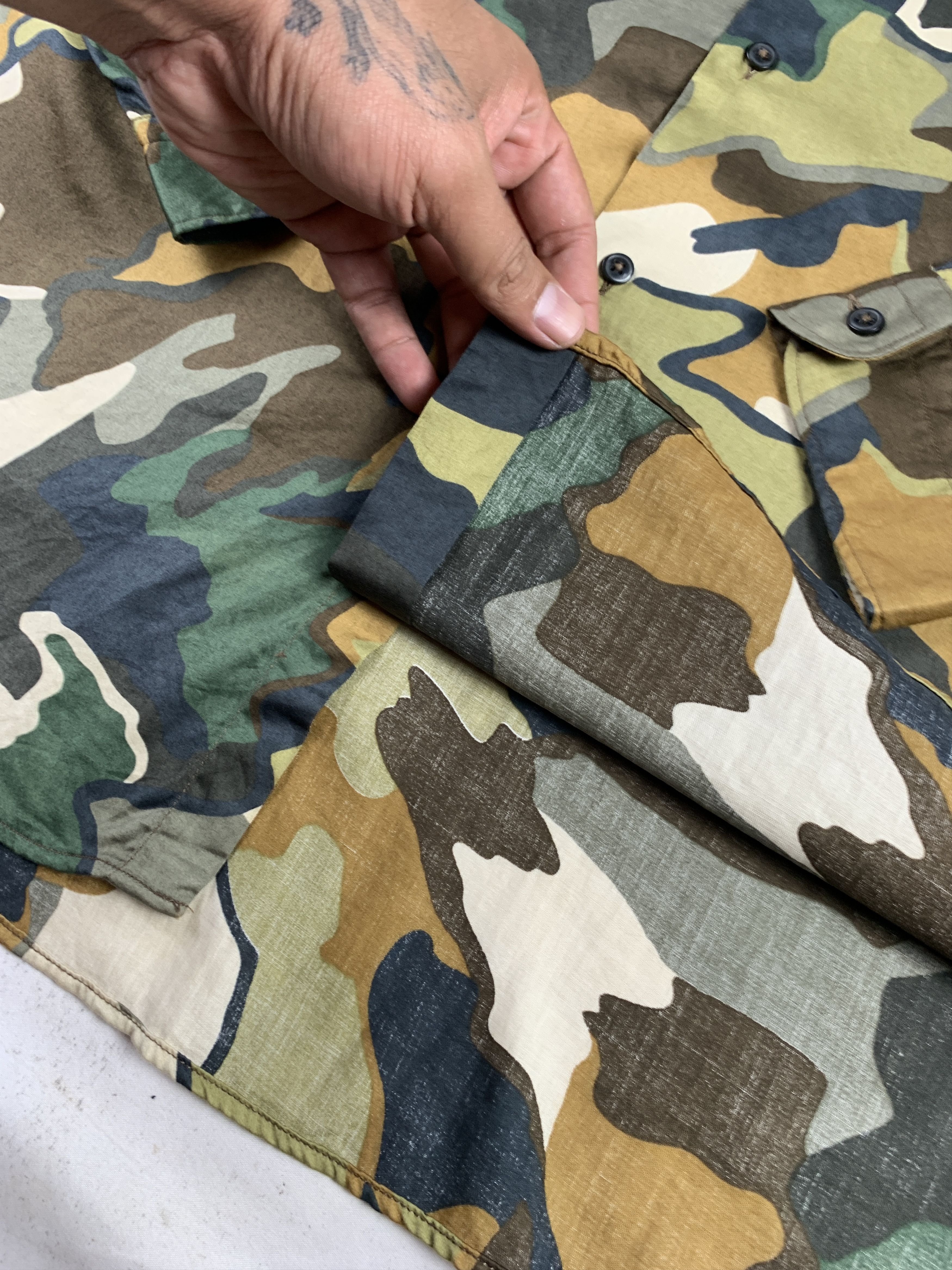 Zara Zara Woodland Camo Pattern Relax Fit Shirt (XL) Size US XL / EU 56 / 4 - 4 Thumbnail