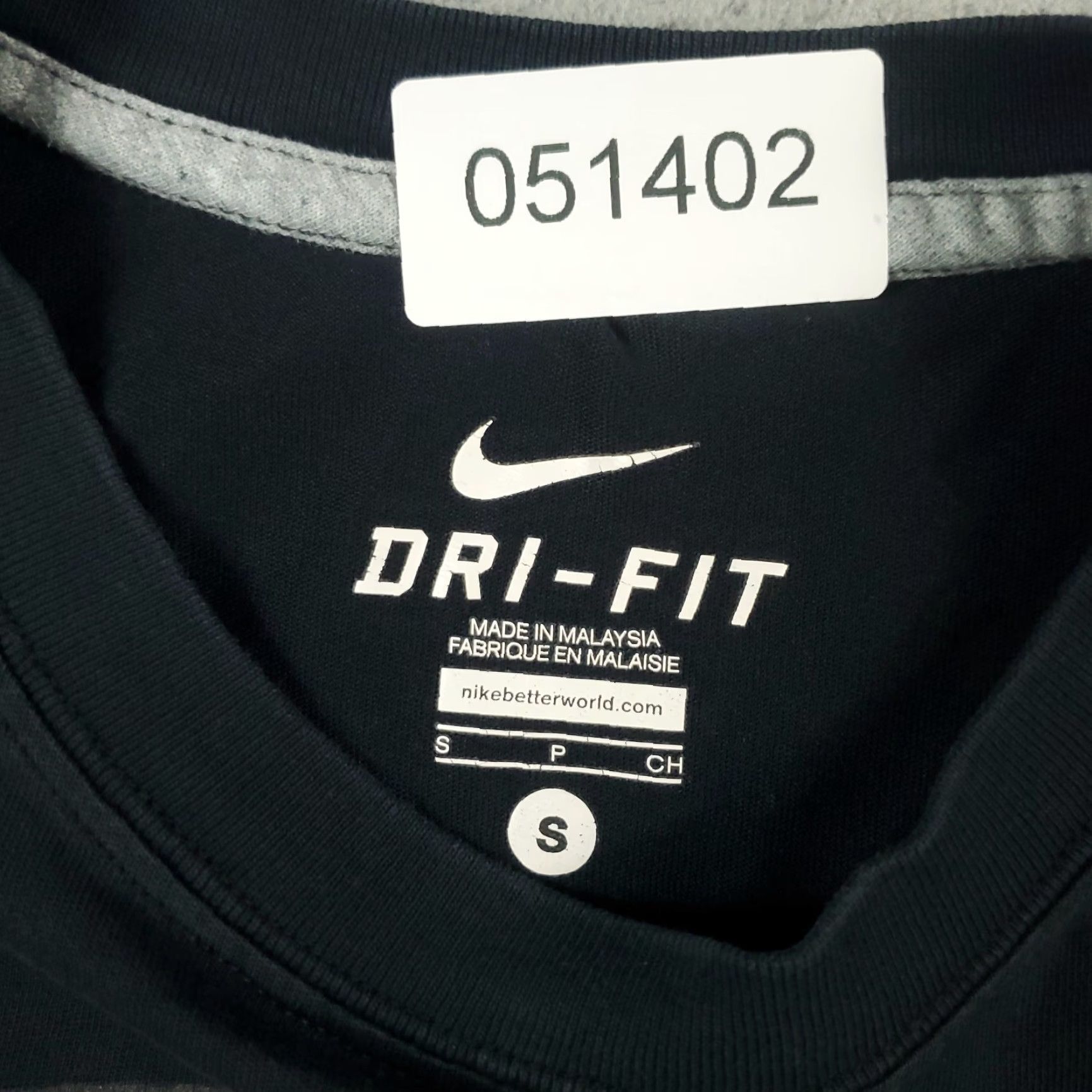 Nike Nike T Shirt Mens Size Small Black Swoosh Casual Short Sleeve Adult Size US S / EU 44-46 / 1 - 7 Thumbnail