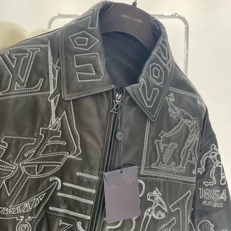 Louis Vuitton Louis Vuitton Black embroidered aviator leather jacket Size US M / EU 48-50 / 2 - 3 Thumbnail