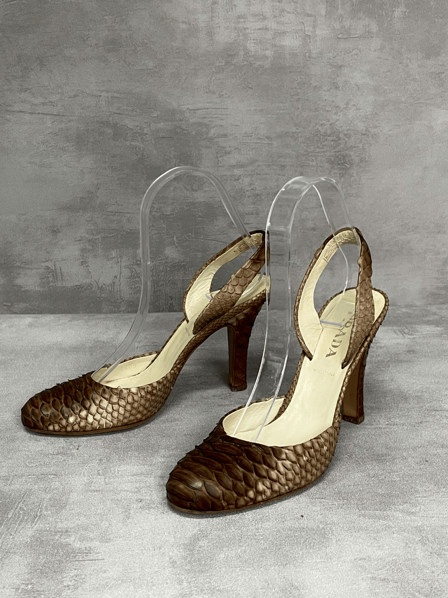 Prada Prada Gradated Beige Close Toe Medium Heel Sandals Size US 6 / IT 36 - 2 Thumbnail