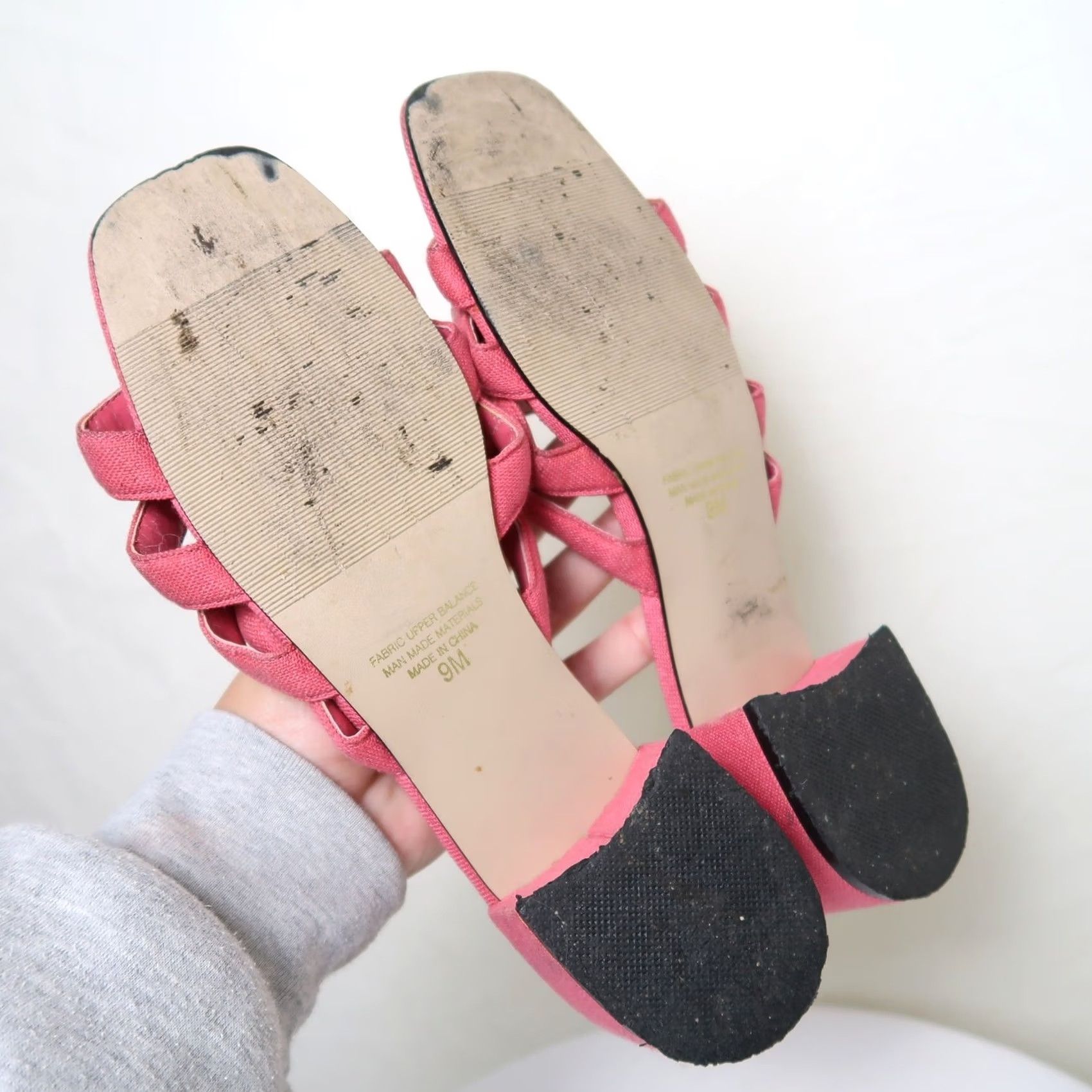 Pinko VINTAGE 90s Pink Strappy Flower Brooch Heeled Mule Sandals 9 Womens Size US 9 / IT 39 - 4 Thumbnail