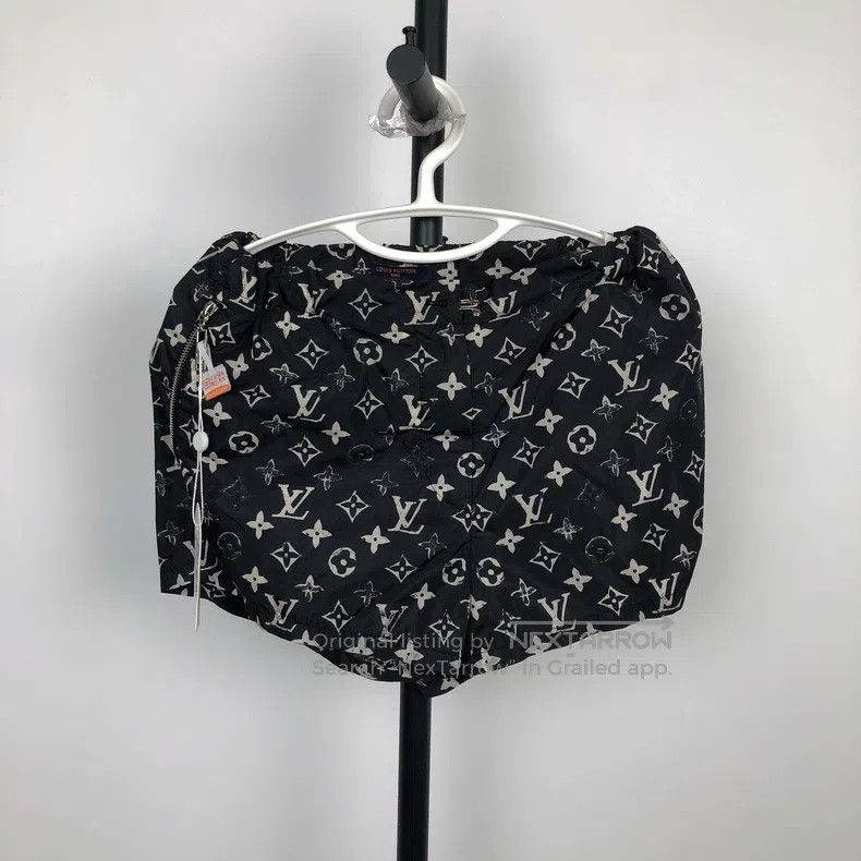 Louis Vuitton Louis Vuitton shorts Size US 34 / EU 50 - 1 Thumbnail