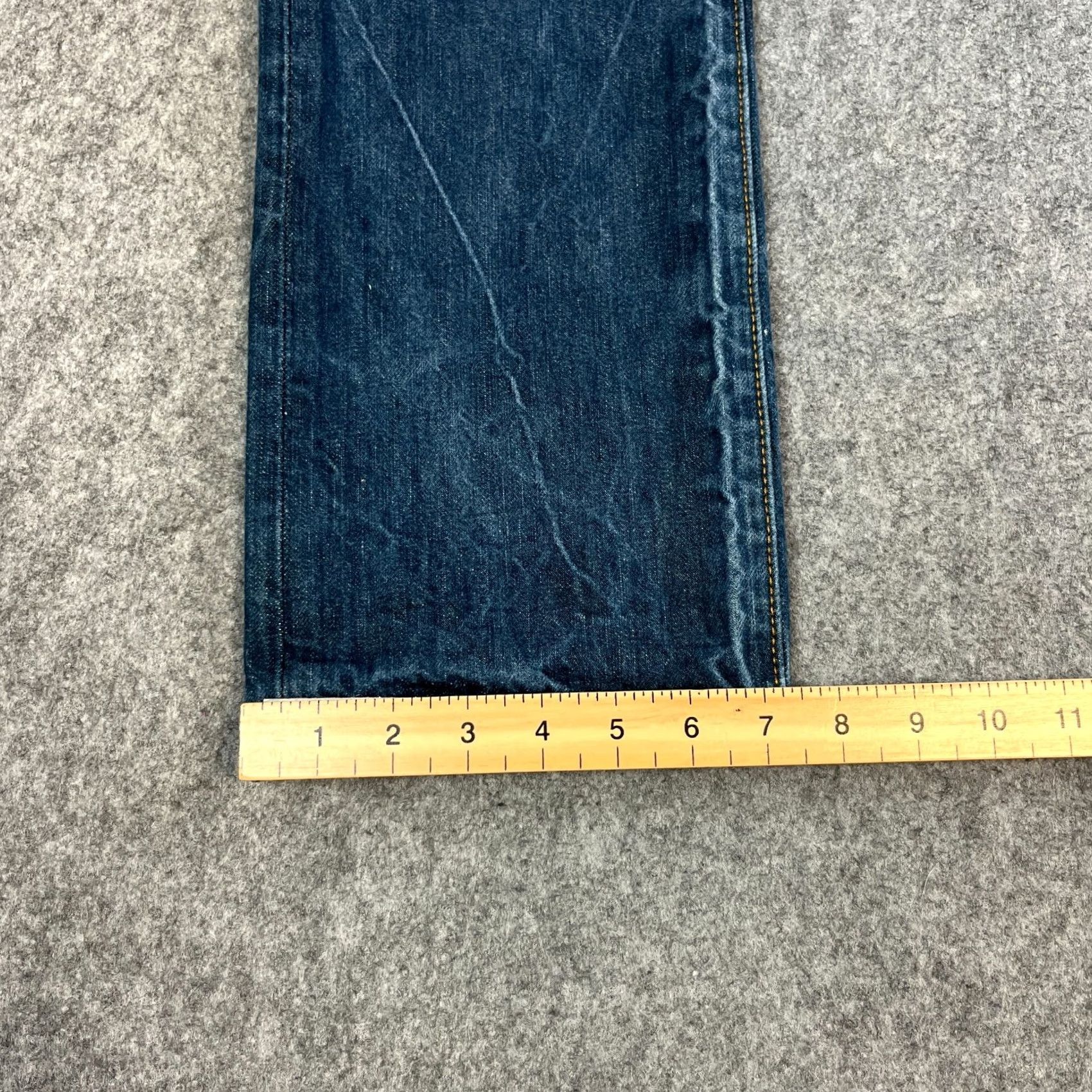 Levi's Levi's 501 Jeans Regular Straight 30 Dark Wash Blue Button Fly Cotton Men's Size US 30 / EU 46 - 3 Thumbnail