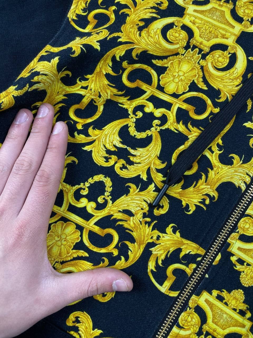 Versace Versace Jeans Couture Baroque Print Big Logo Men Size M Size US M / EU 48-50 / 2 - 3 Thumbnail
