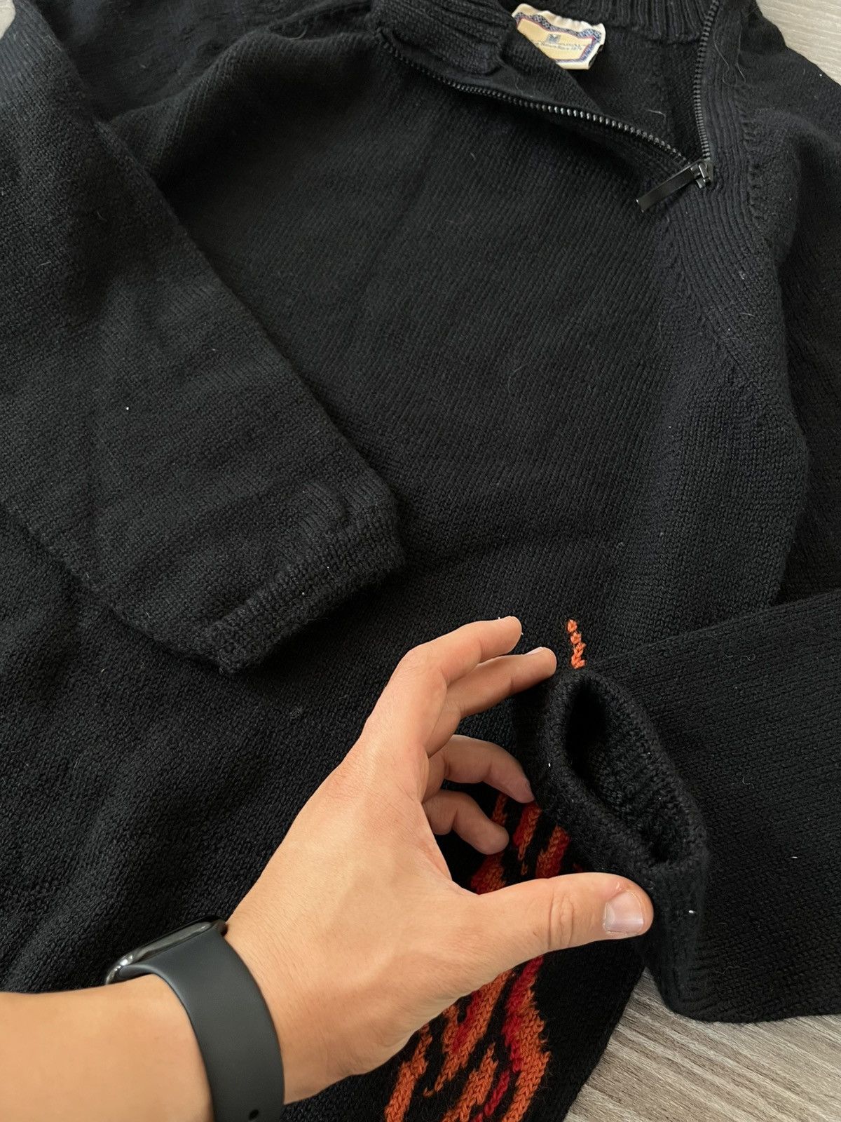 Dale Of Norway ‼️Vintage Dale of Norway 100% Wool Flame Opium Lampo Sweater‼️ Size US M / EU 48-50 / 2 - 15 Thumbnail