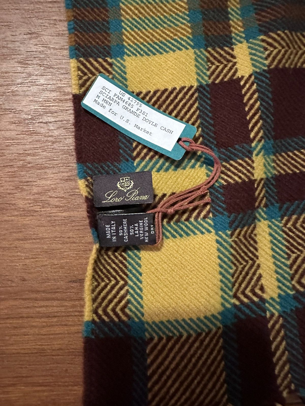 Loro Piana Grande Scarf