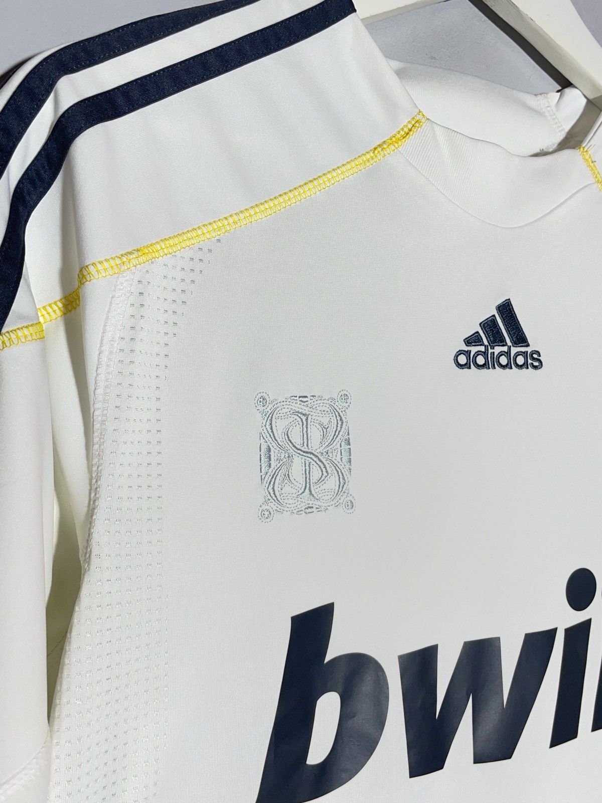 Adidas × Vintage #9 Ronaldo Real Madrid Adidas 2009/10 Home Football Kit Size US M / EU 48-50 / 2 - 7 Thumbnail
