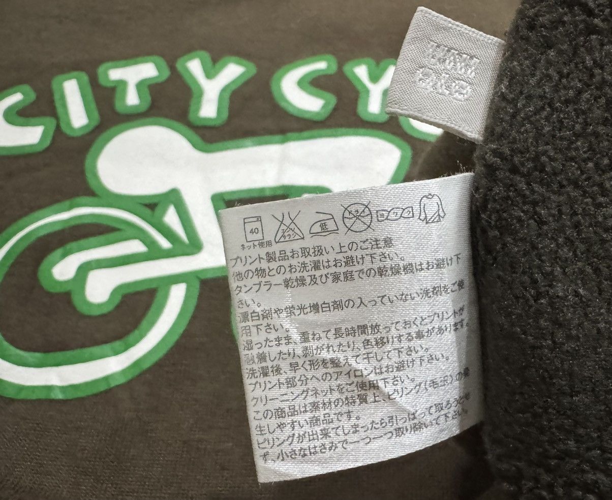 Keith Haring Vintage Y2K Keith Haring City Cycles by Uniqlo Size US XL / EU 56 / 4 - 7 Thumbnail