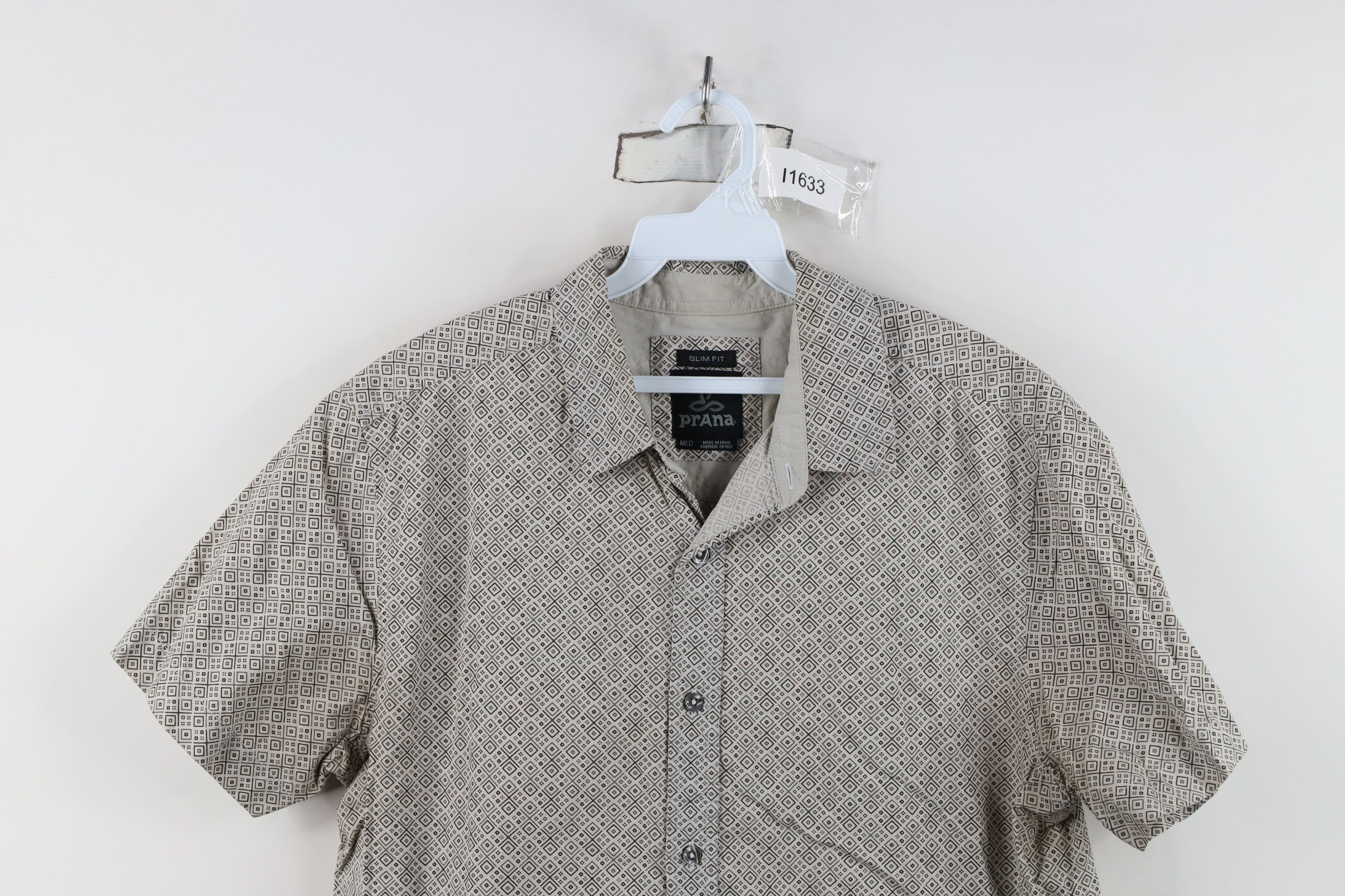 Prana prAna Geometric Diamond Short Sleeve Collared Button Shirt Size US M / EU 48-50 / 2 - 2 Thumbnail