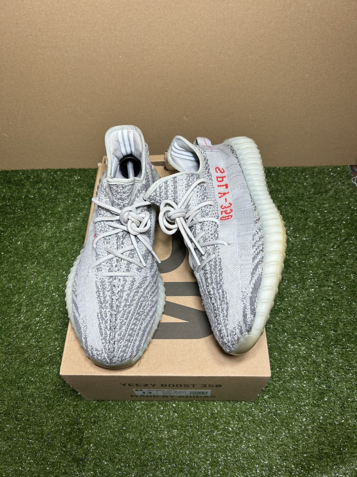 Yeezy Yeezy 350 blue tint Size US 13 / EU 46 - 1 Thumbnail