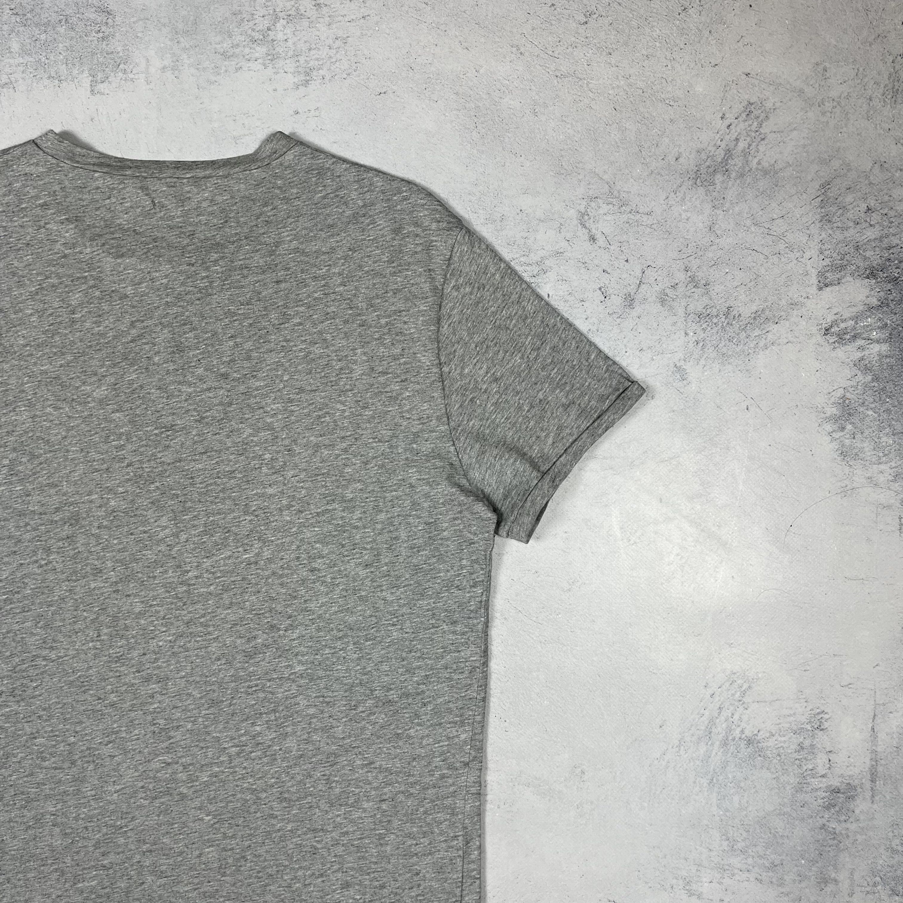 Vivienne Westwood Vivienne Westwood Y2K Orb Logo T Shirt Size US L / EU 52-54 / 3 - 19 Thumbnail