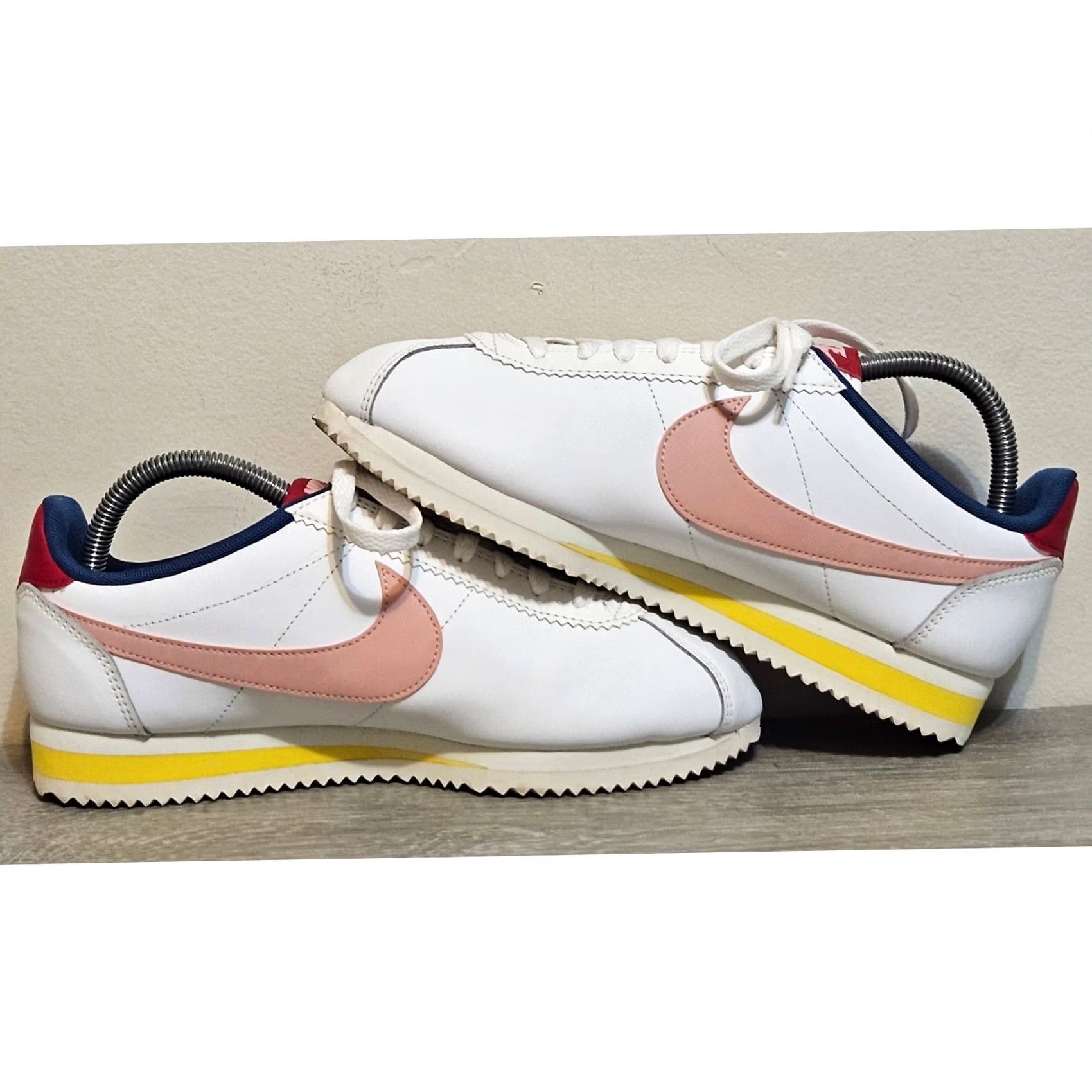 Nike Nike Women's Coral Stardust Size 9 807471-114 Excellent Condition Size US 9 / IT 39 - 6 Thumbnail