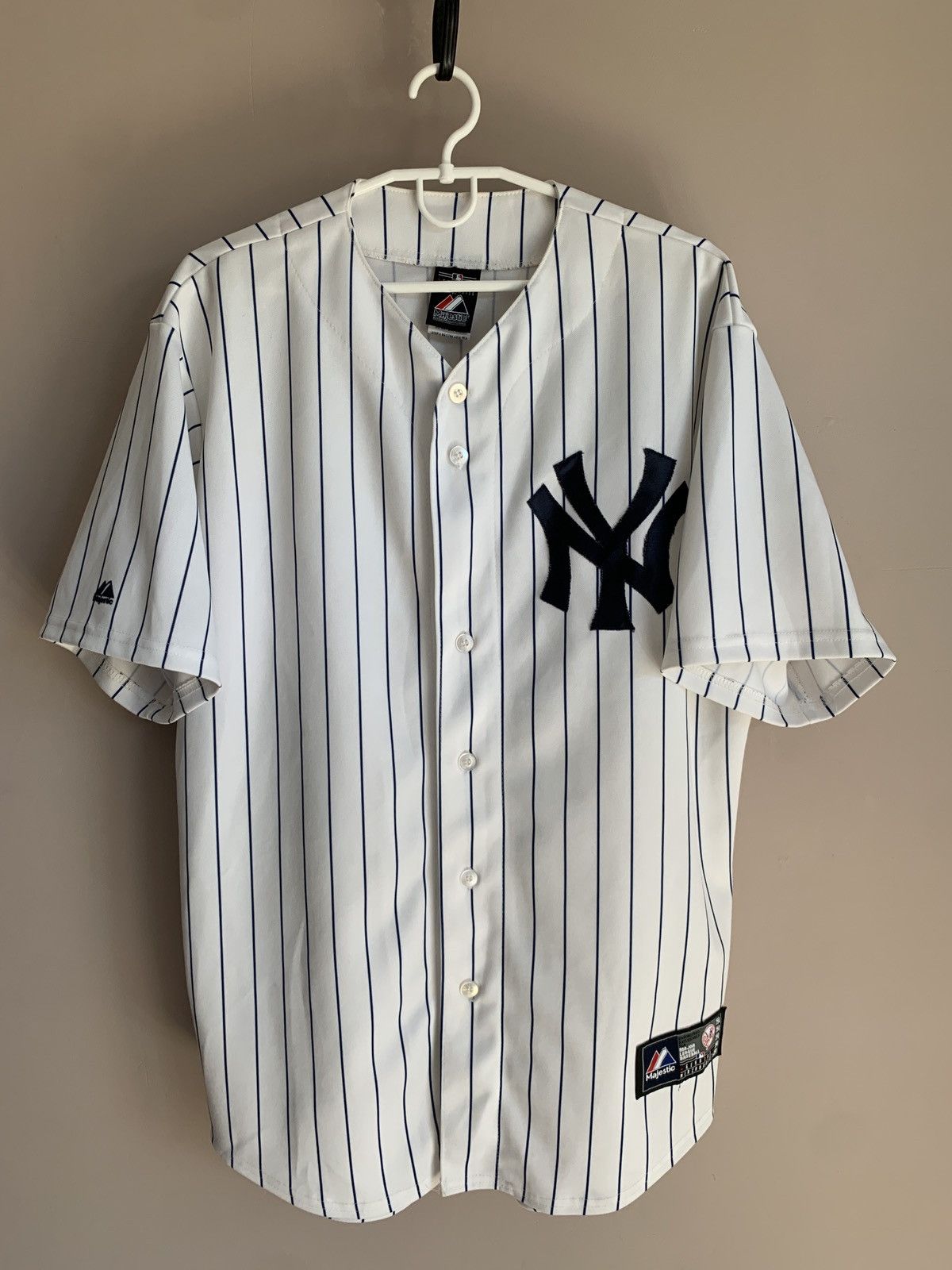 MLB New York Yankees Baseball Jersey MLB Vintage Majestic Sz L Size US L / EU 52-54 / 3 - 1 Thumbnail