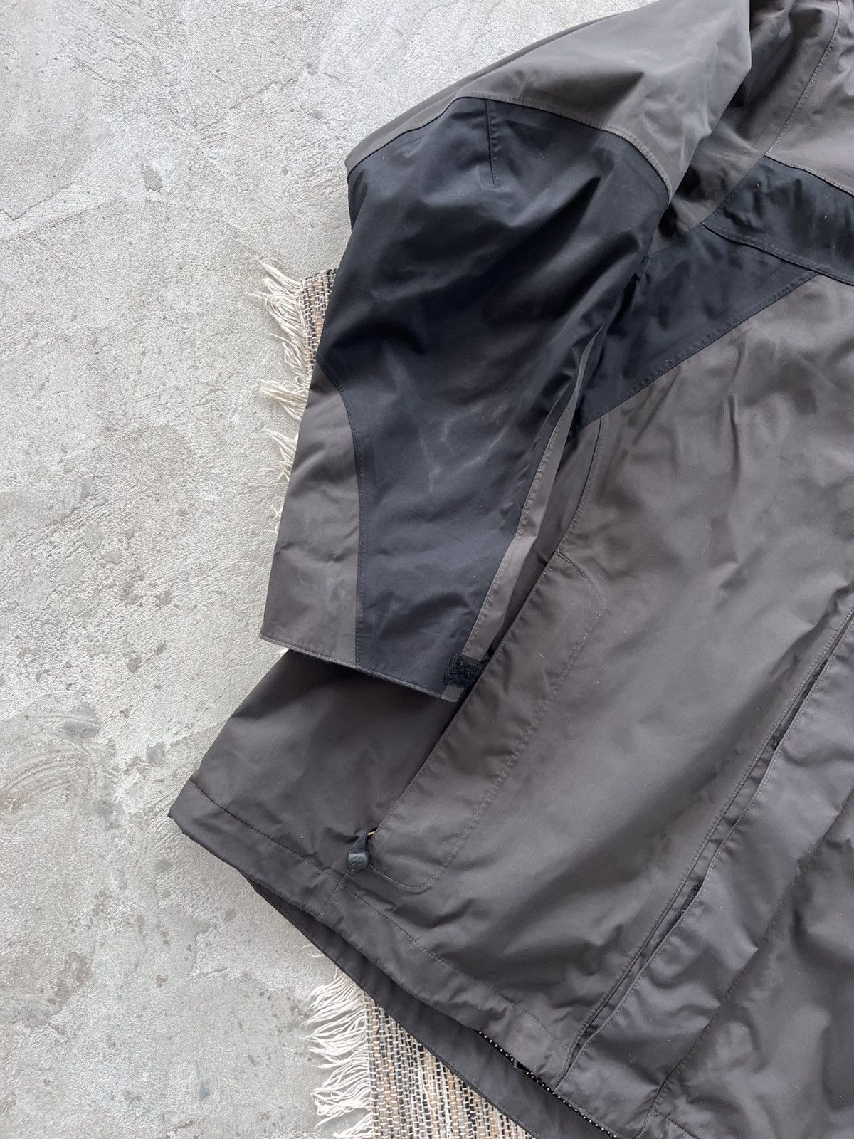 Jack Wolfskin Vintage Jack Wolfskin Outdoor Jacket Waterproof Hiking Y2K Size US XXL / EU 58 / 5 - 3 Thumbnail