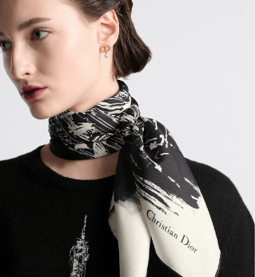 Dior o1w1db10625 Size : OS / Square Scarf in Black/Beige Size ONE SIZE - 6 Thumbnail