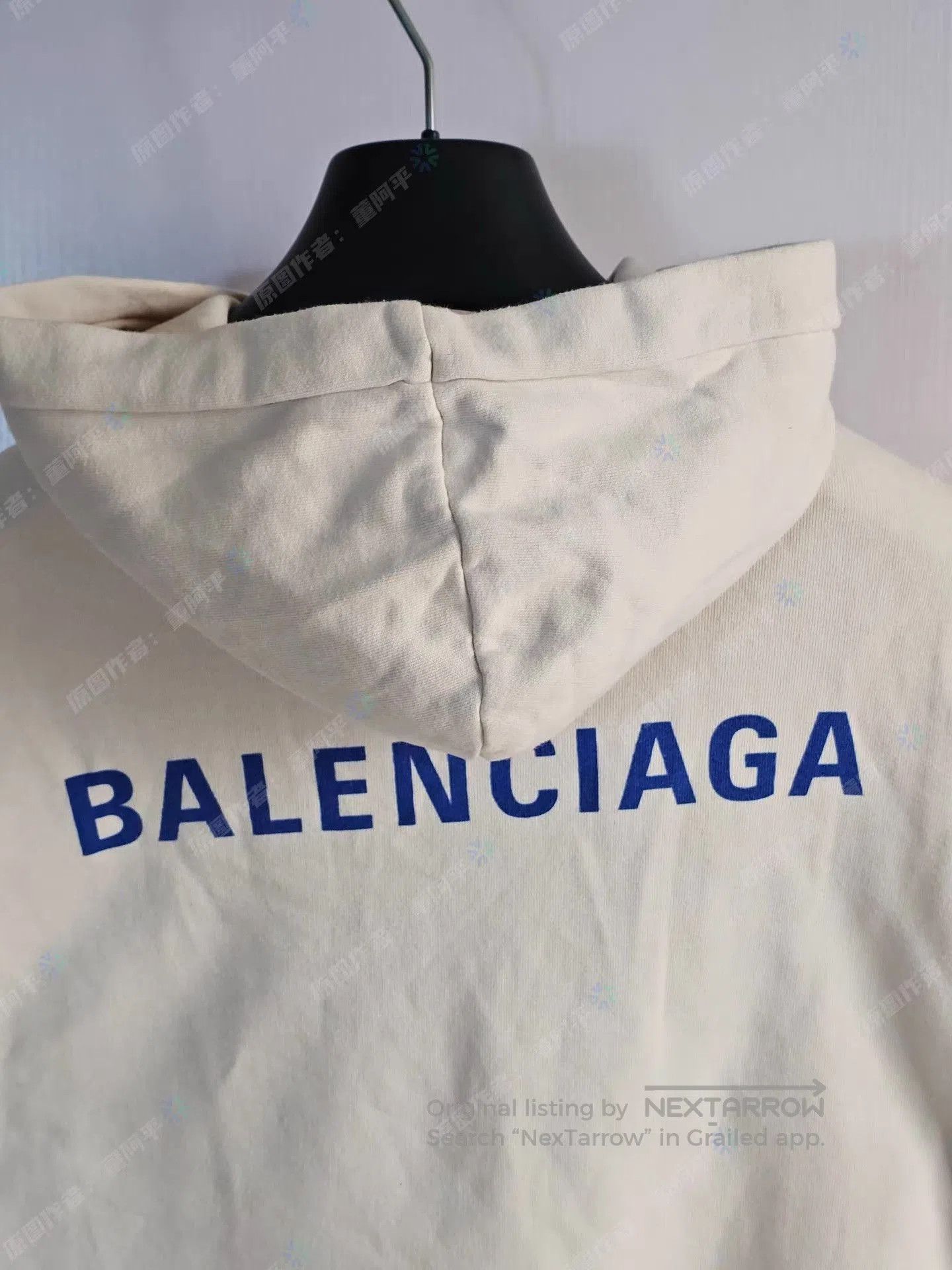 Balenciaga Beige Hoodie with Front Pocket . Size US XXS / EU 40 - 5 Thumbnail