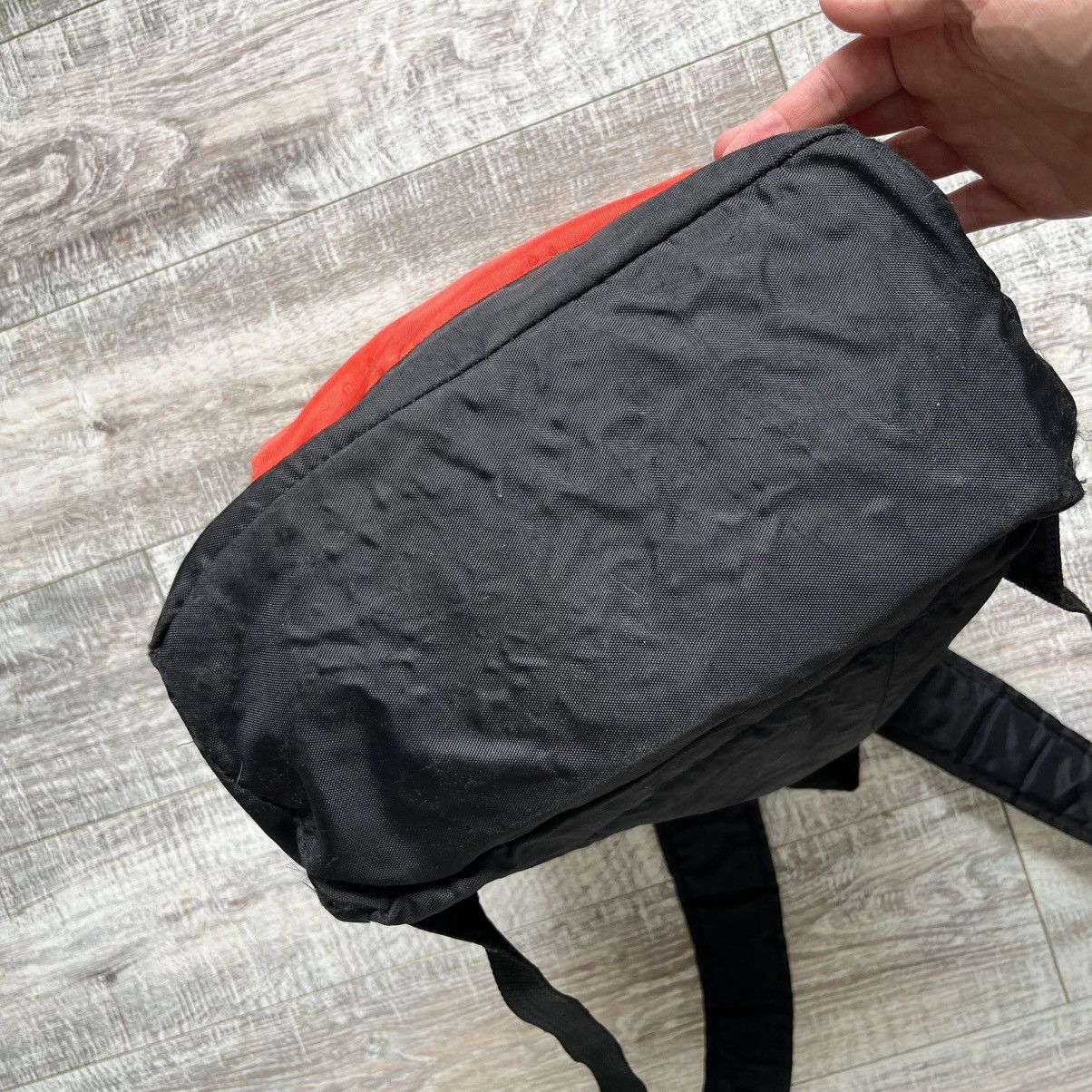 Nike Nike Vintage Y2k Backpack Size ONE SIZE - 8 Thumbnail